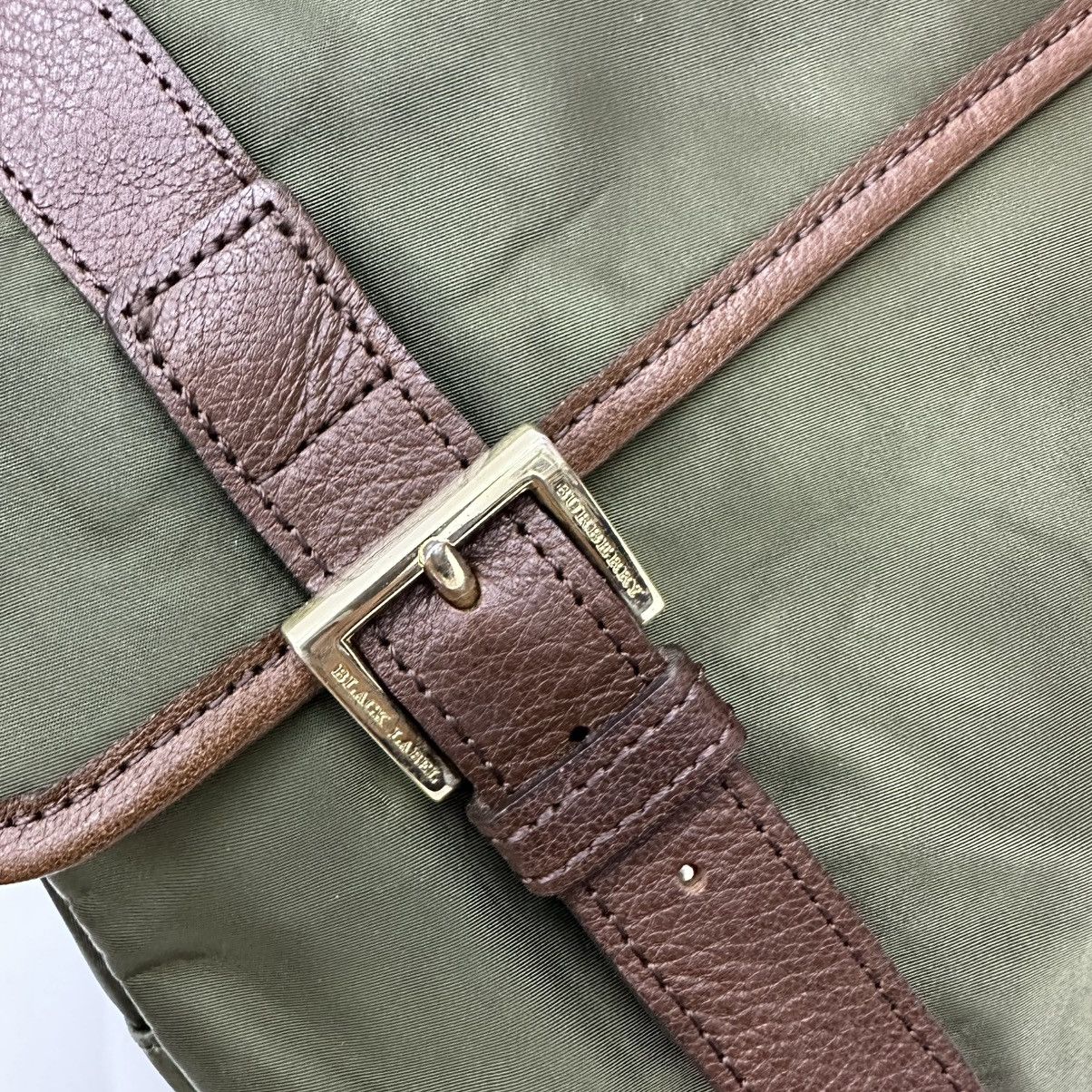 Burberry ‼️YES‼️ AUTHENTIC BURBERRY BLACK LABEL MESSENGER SHOULDER BAG Size ONE SIZE - 7 Thumbnail