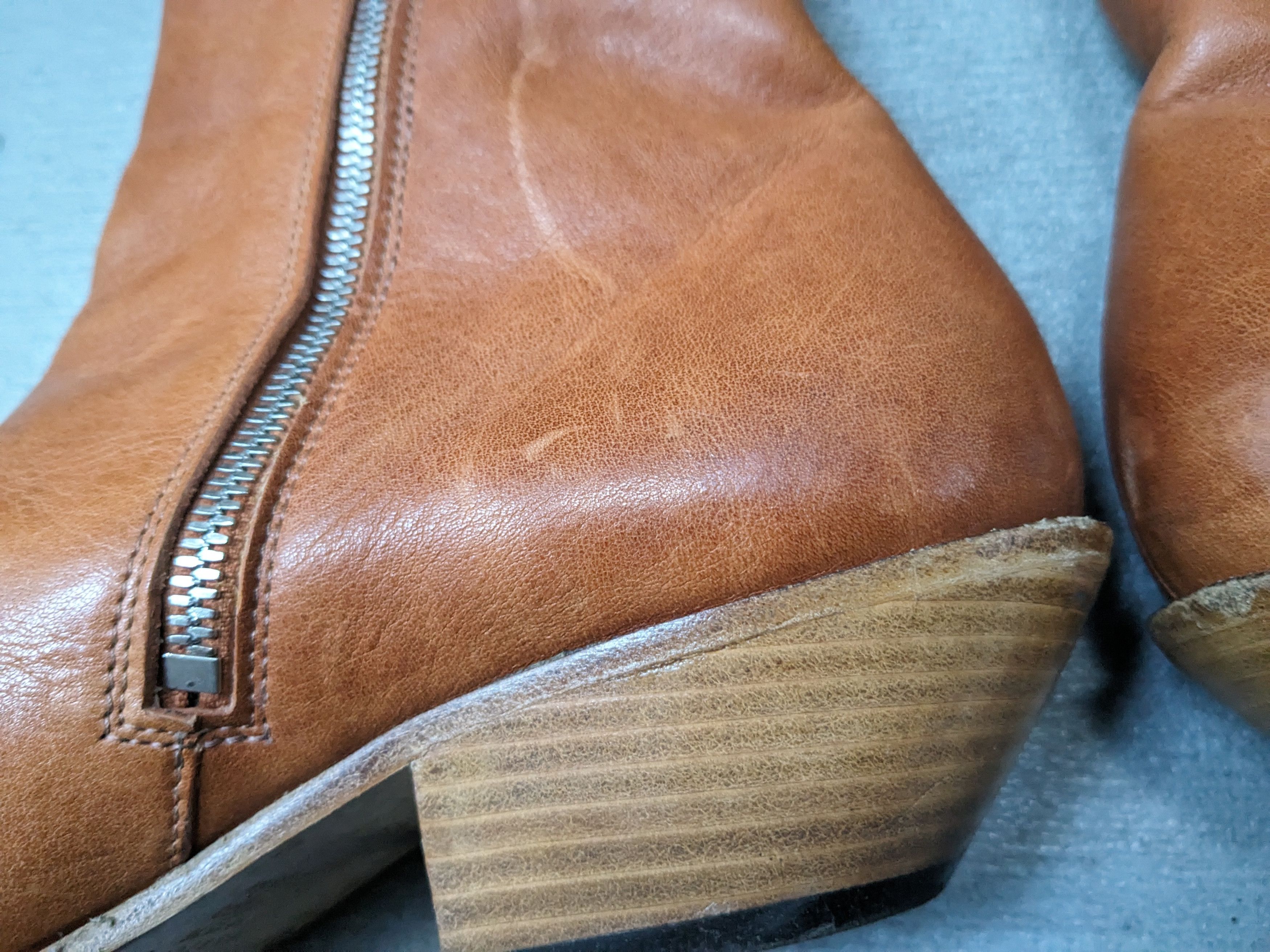 Maison Margiela Maison Margiela Side Zip Boots Brown 10 43 Leather Tan Size US 10 / EU 43 - 12 Thumbnail