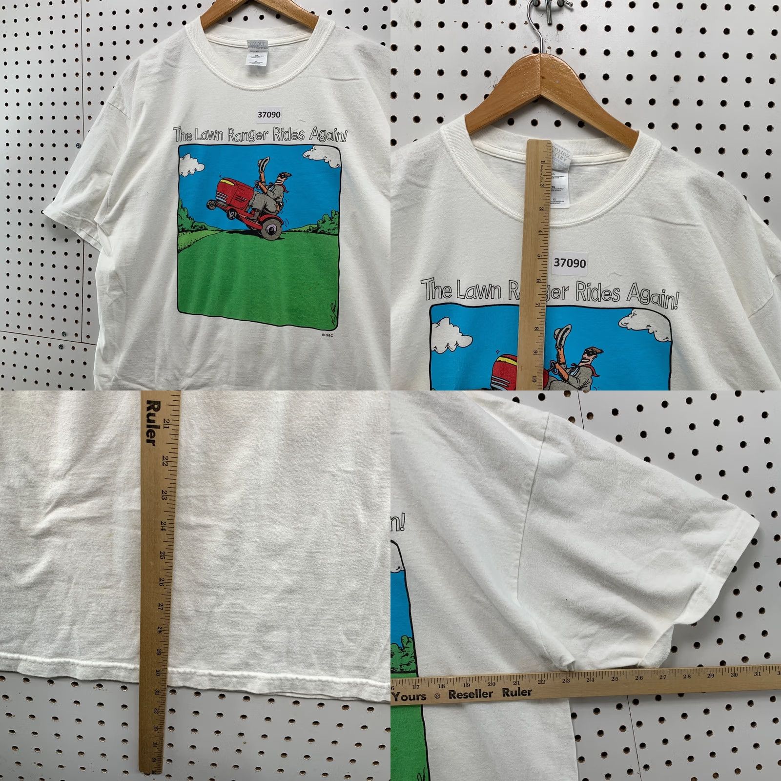 Gildan VINTAGE Lawnmower Funny Shirt Mens XL White John Deere Lawn Mower Size US XL / EU 56 / 4 - 8 Thumbnail
