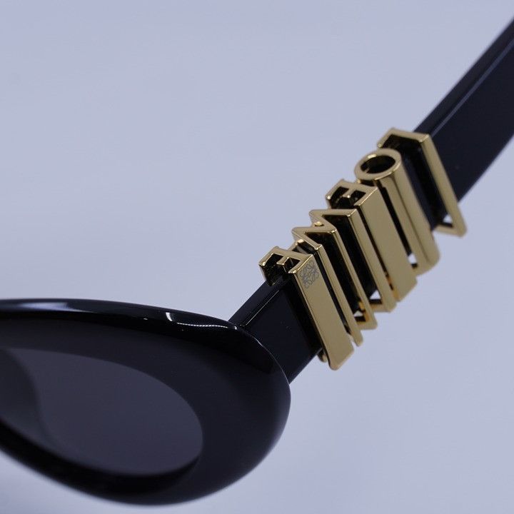 Loewe Loewe LW40156U 01A Sunglasses Shiny Black Cat Eye Frame Size ONE SIZE - 9 Thumbnail