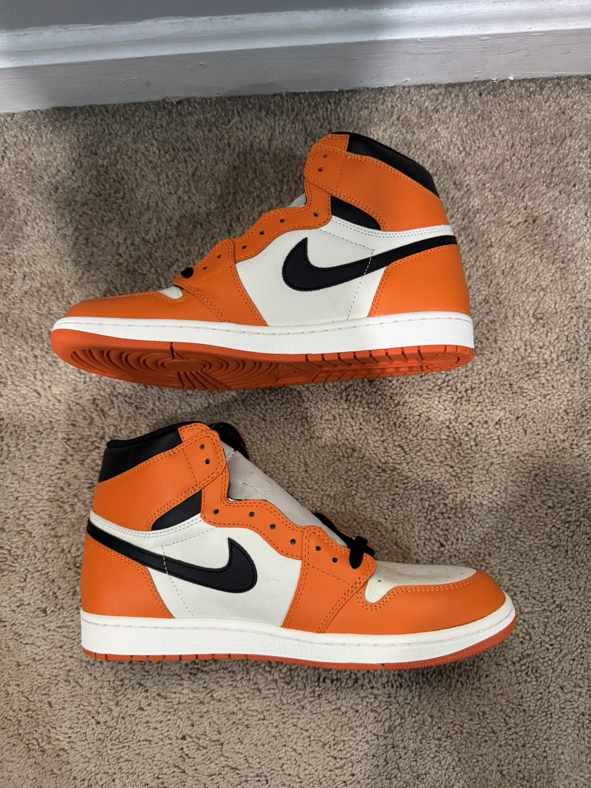 Jordan Brand Jordan 1 Shattered Backboard Away 2016 Size US 10 / EU 43 - 1 Thumbnail