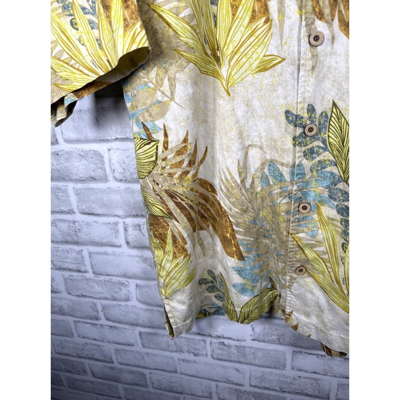 Tommy Bahama Tommy Bahama Shirt Mens L Multicolor Silk Hawiian Size US L / EU 52-54 / 3 - 5 Thumbnail