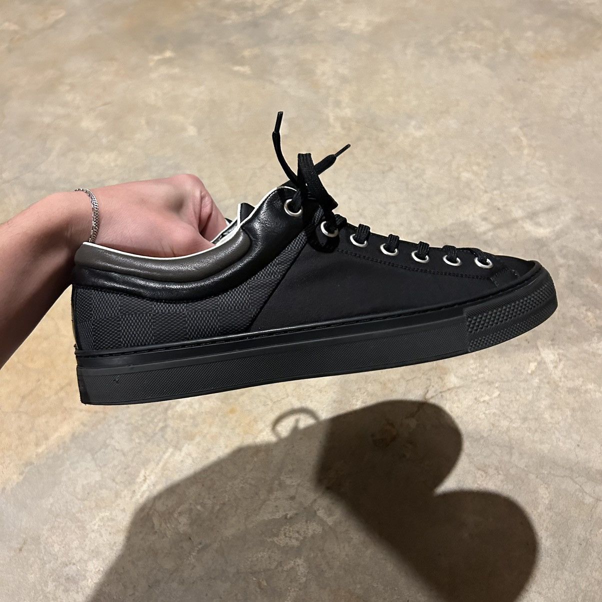 Designer × Louis Vuitton Louis Vuitton Nylon Graphite Damier Leather Sneakers US 8.5 Size US 8.5 / EU 41-42 - 8 Thumbnail