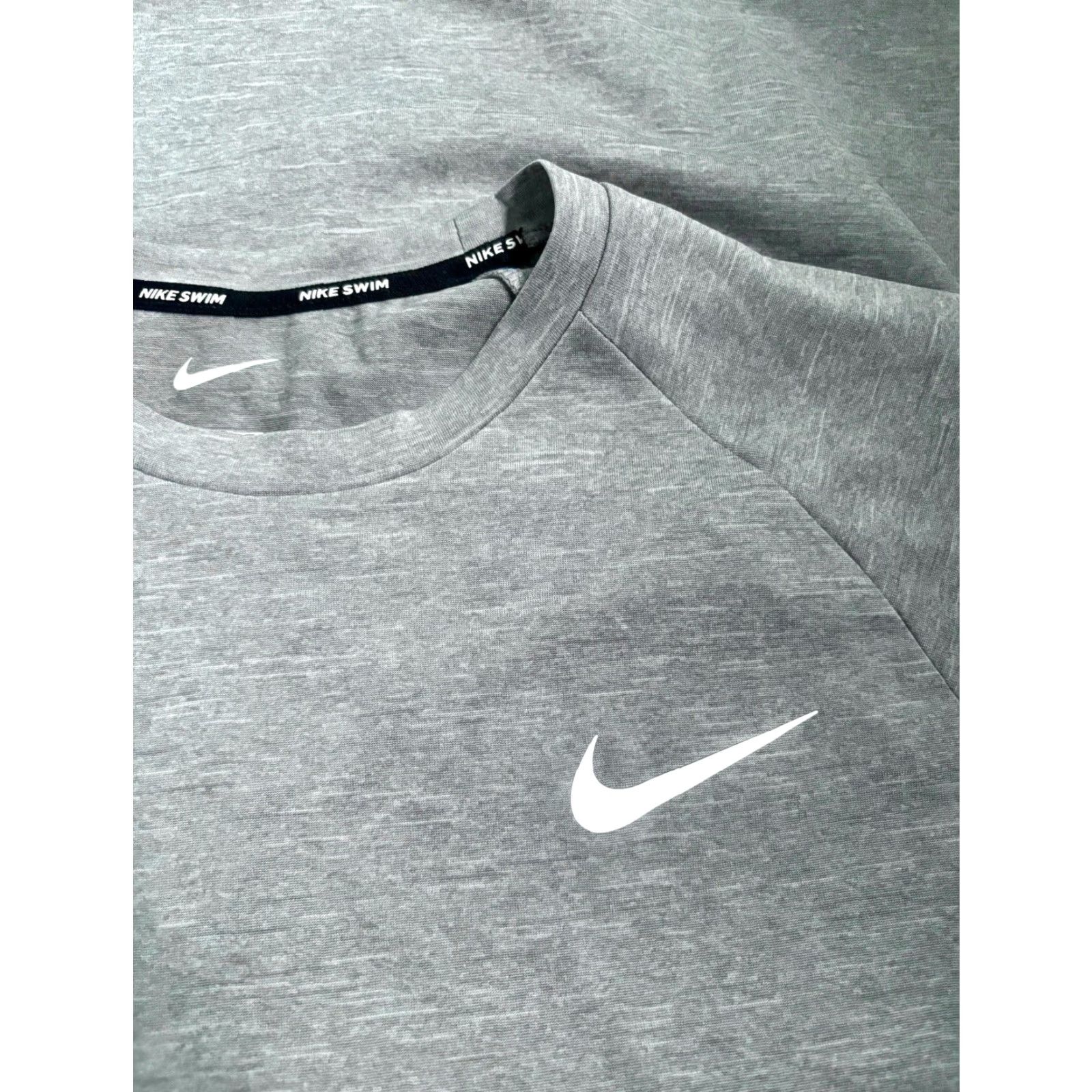 Nike set of 2 nike uv protection shirts mens size S short sleeve crew neck Dri-FIT upf sun shirts gray navy Heathered 100% polyester two-pack Size US S / EU 44-46 / 1 - 3 Thumbnail