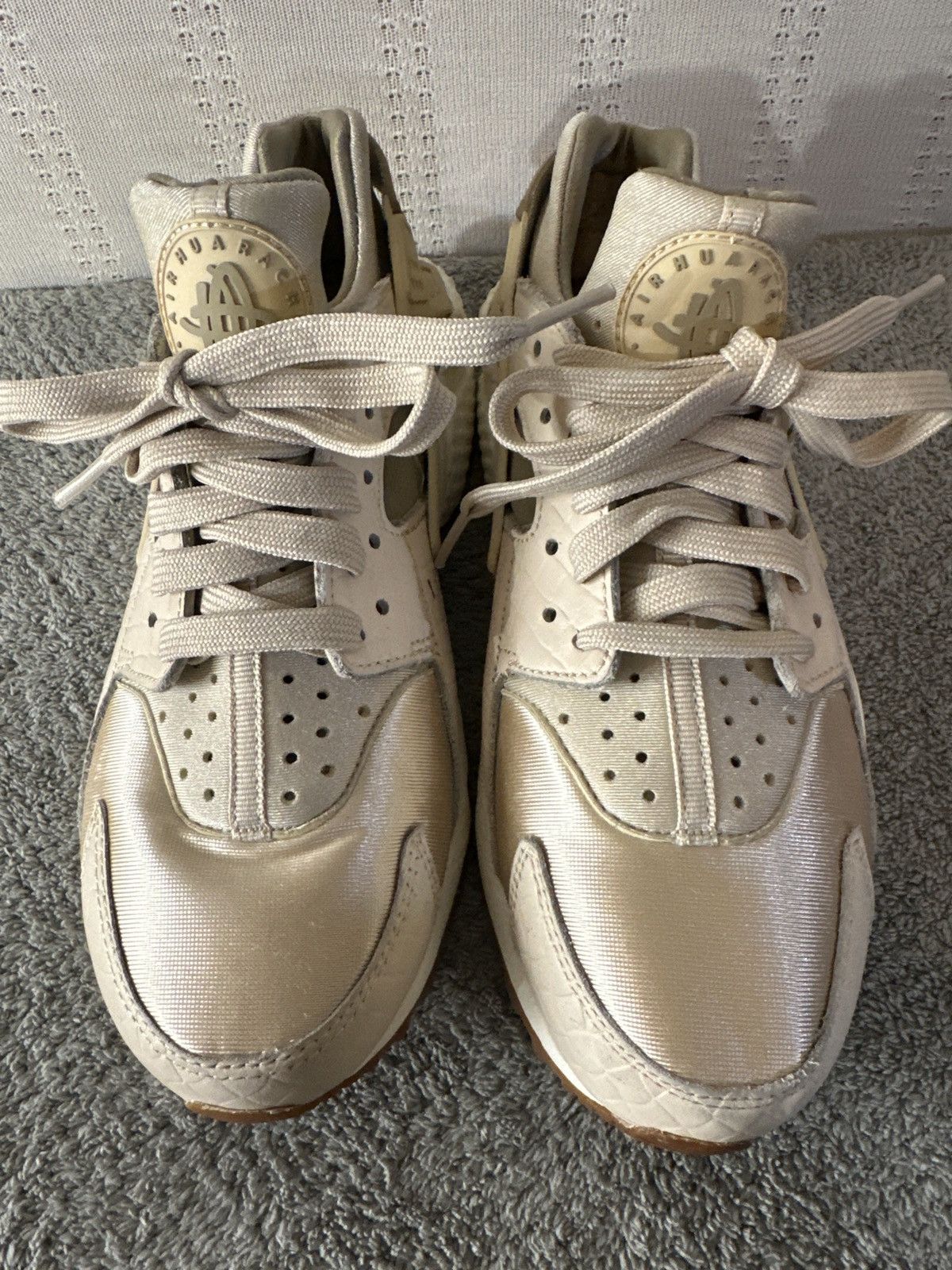 Nike AIR HUARACHE RUN PREMIUM 'OATMEAL' Size US 8 / IT 38 - 4 Thumbnail