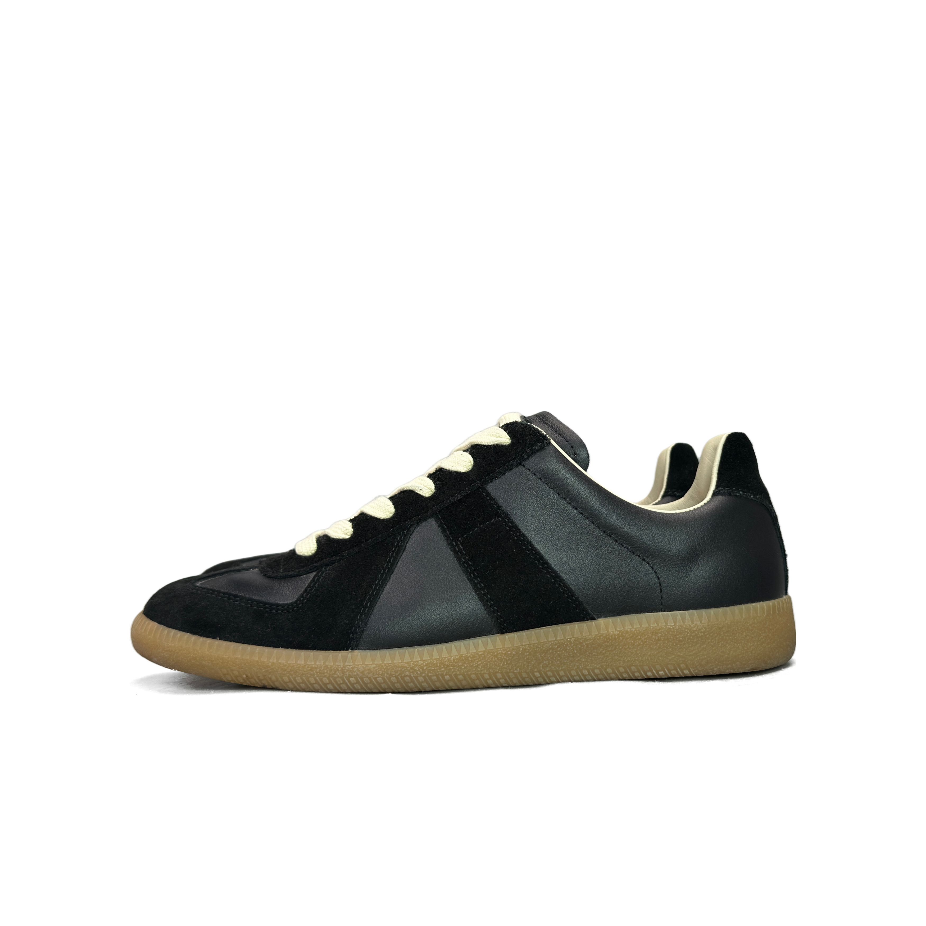 Maison Margiela Maison Margiela Replica Low-Top Sneakers Size 40 Size US 7 / EU 40 - 1 Thumbnail
