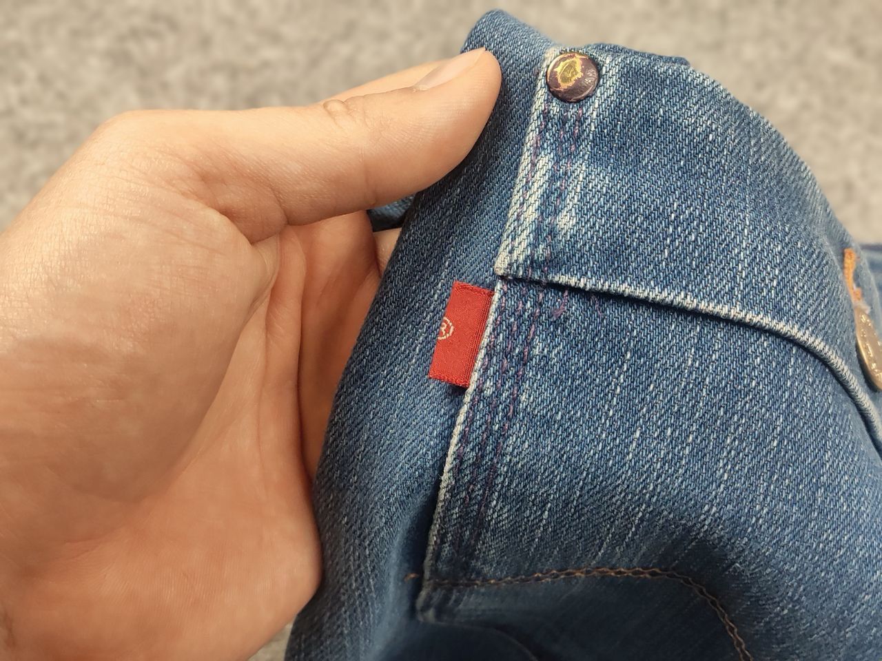 Levi's Vintage 90's Levi's Red Engineered Asymmetrical denim Skirt Size 26" / US 2 / IT 38 - 13 Thumbnail