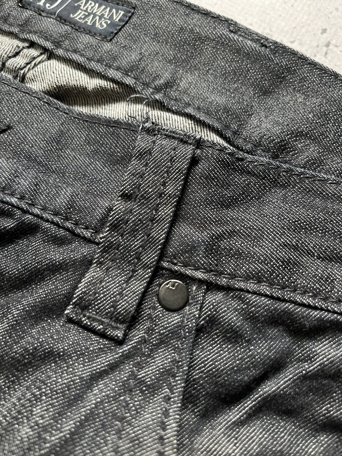 Giorgio Armani Vintage Black Giorgio Armani Metal Logo Denim Jeans Y2K USA Size US 38 / EU 54 - 8 Thumbnail
