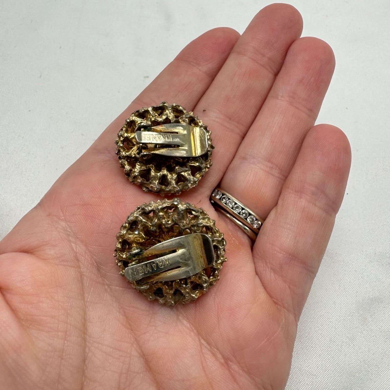 NBDN Nobrandedon VTG Kramer pearl button earrings Size ONE SIZE - 4 Thumbnail