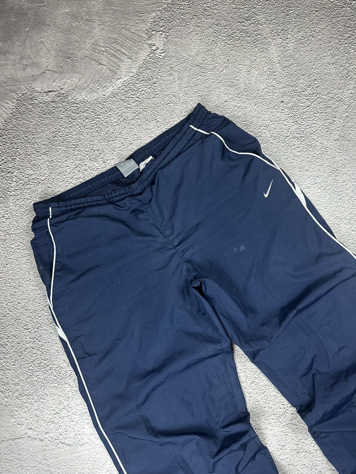 Nike Vintage Nike Nylon Track Pants Drill Y2K Style Baggy Size US 34 / EU 50 - 3 Thumbnail