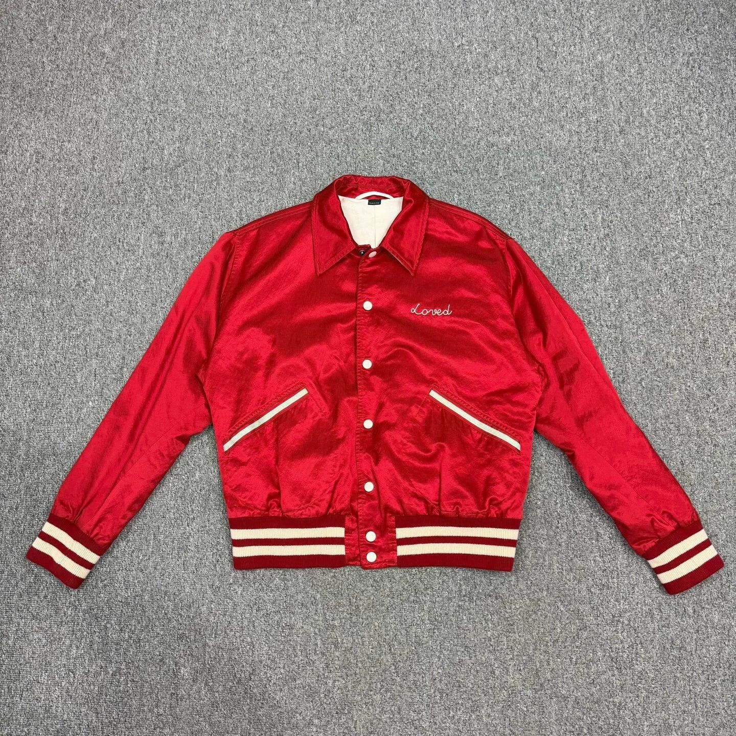 Gucci Gucci Qixi Apple-embroidered Red Silk Baseball Jacket 48 Size XL / US 12-14 / IT 48-50 - 1 Thumbnail