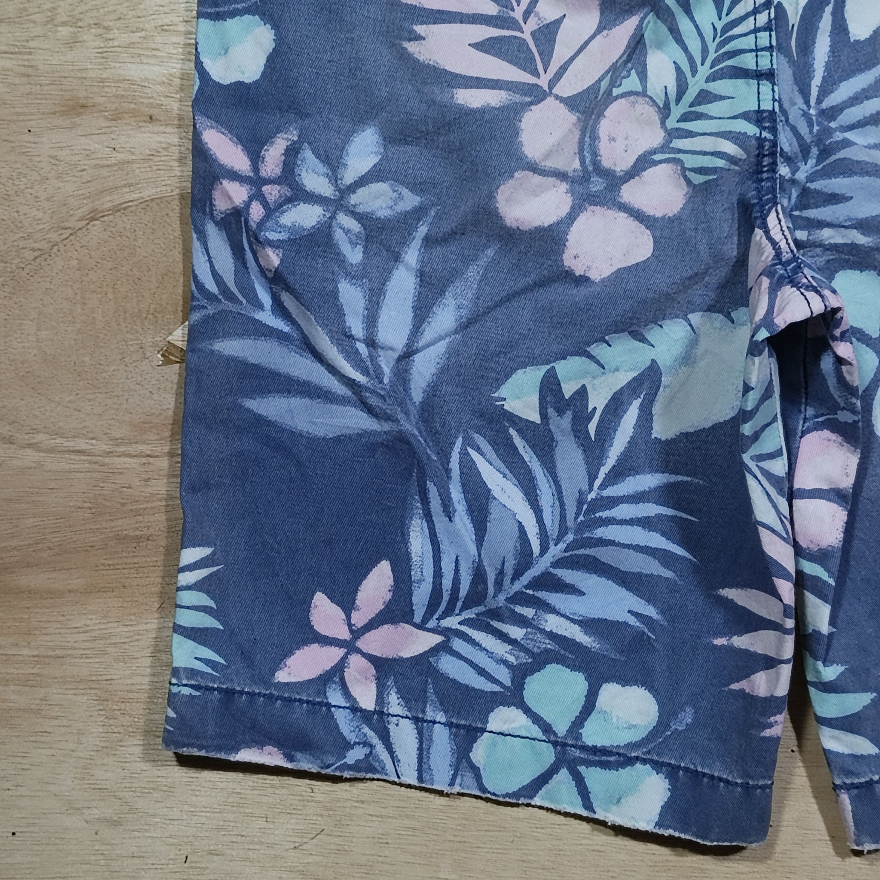 Hollister HOLLISTER Blue Tropical Floral AOP Short Pants Size US 32 / EU 48 - 7 Thumbnail