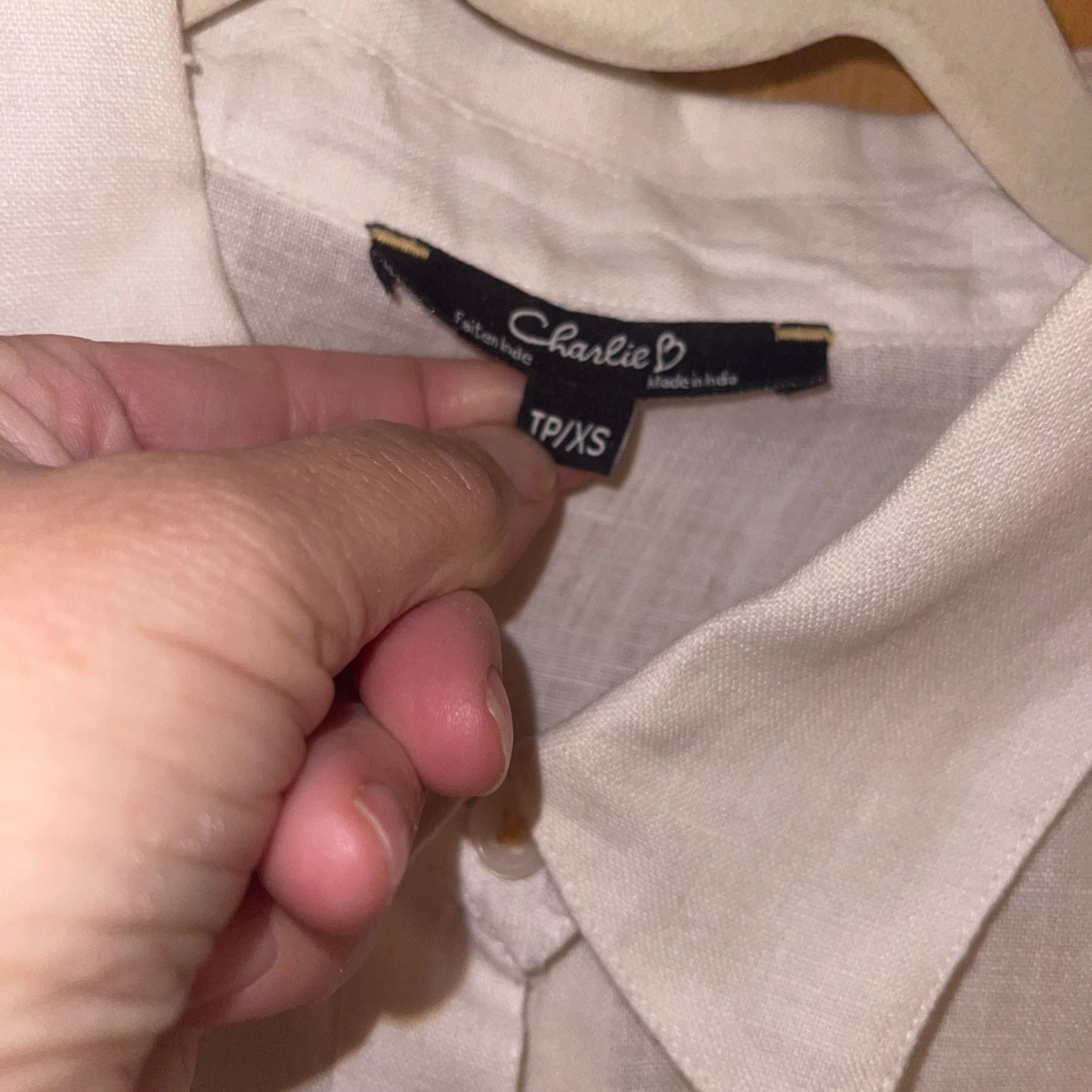 Other Charlie B Womens Shirt Size XS White Star Size XS / US 0-2 / IT 36-38 - 3 Thumbnail