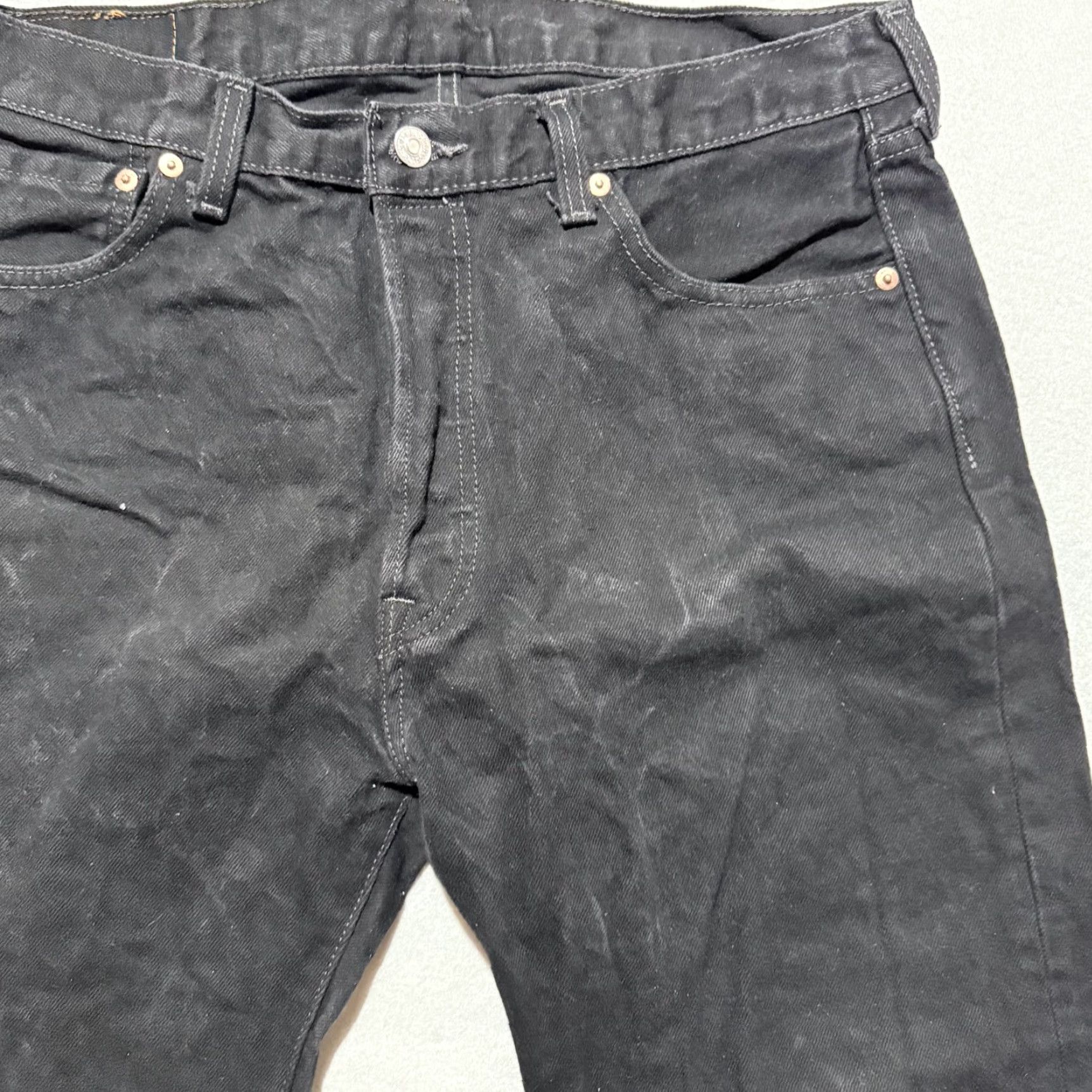 Levi's VINTAGE Levi's 501 Original Jeans Mens 36x30 Black Denim Straight Leg Button-Fly Flaws Size US 36 / EU 52 - 5 Thumbnail