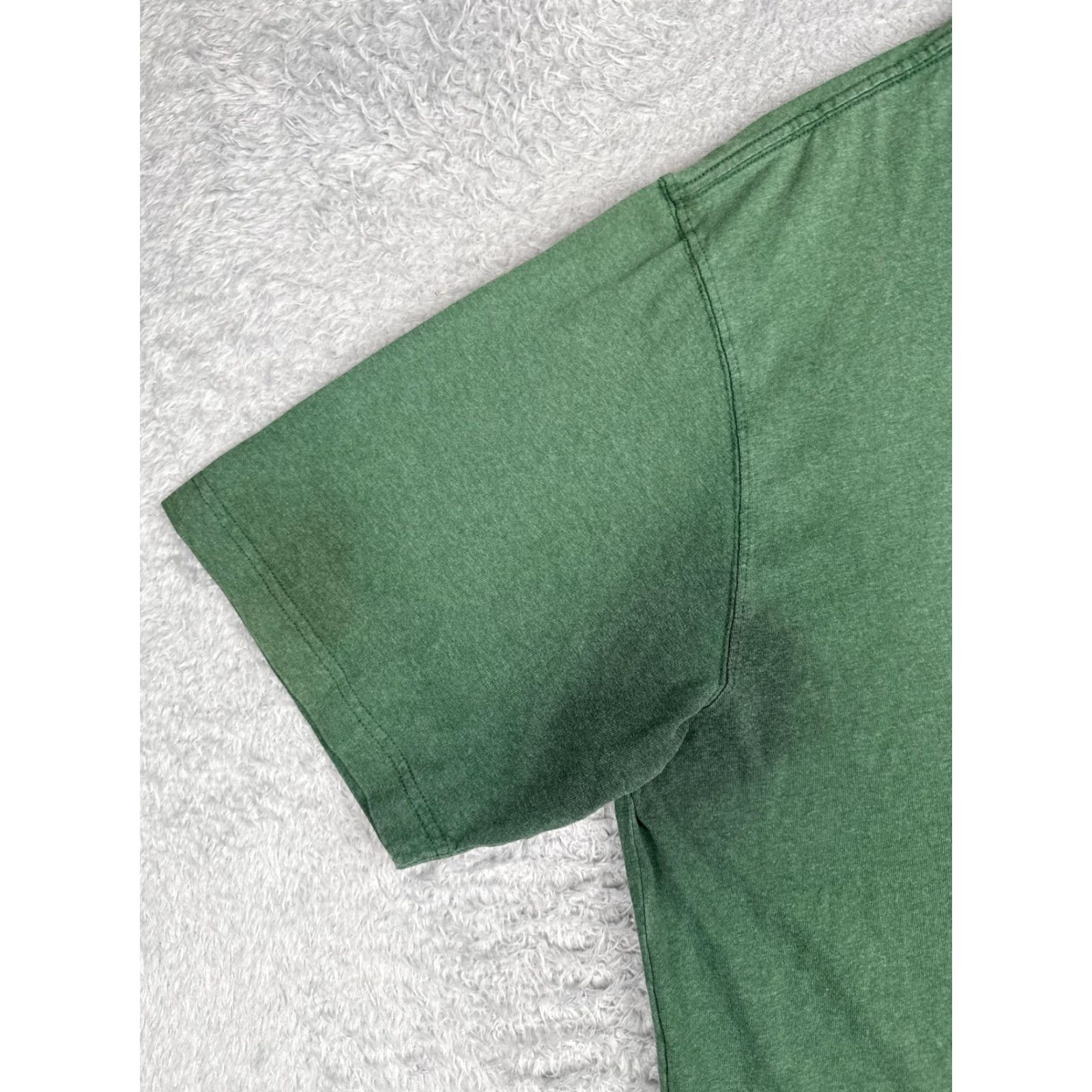 Carhartt Carhartt Mens 2XL Green Crew Neck Short Sleeve Pocket T-Shirt Workwear Tagless Logo - 2XL Size US XXL / EU 58 / 5 - 3 Thumbnail