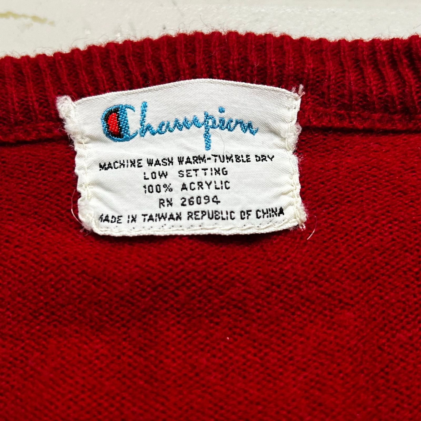 Champion Vintage 80's Champion V-Neck Pullover knit Sweater S Size US S / EU 44-46 / 1 - 3 Thumbnail
