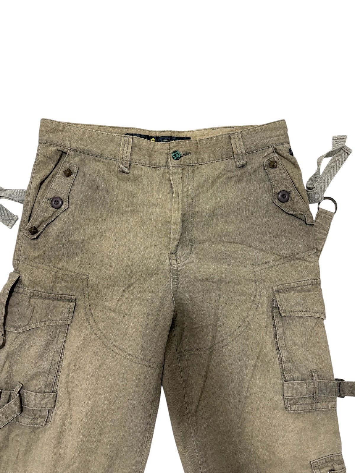 Japanese Brand Multi pocket cargo pants Size US 35 - 5 Thumbnail