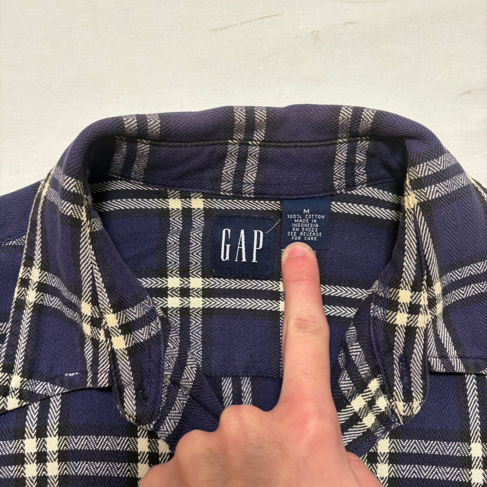 Gap VTG 90's Gap Flannel Long Sleeve Button Up Shirt Blue L Size US L / EU 52-54 / 3 - 3 Thumbnail