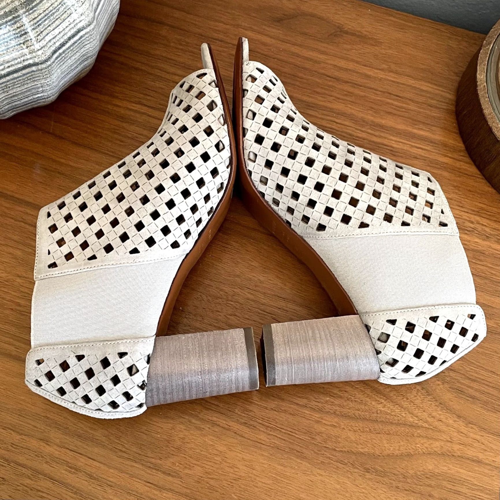 Aquatalia Aquatalia Shari Perforated Suede Open-Toe Booties Sz 10 Women's Boots City Going Out Gray Pearl 10 Size US 10 / IT 40 - 3 Thumbnail