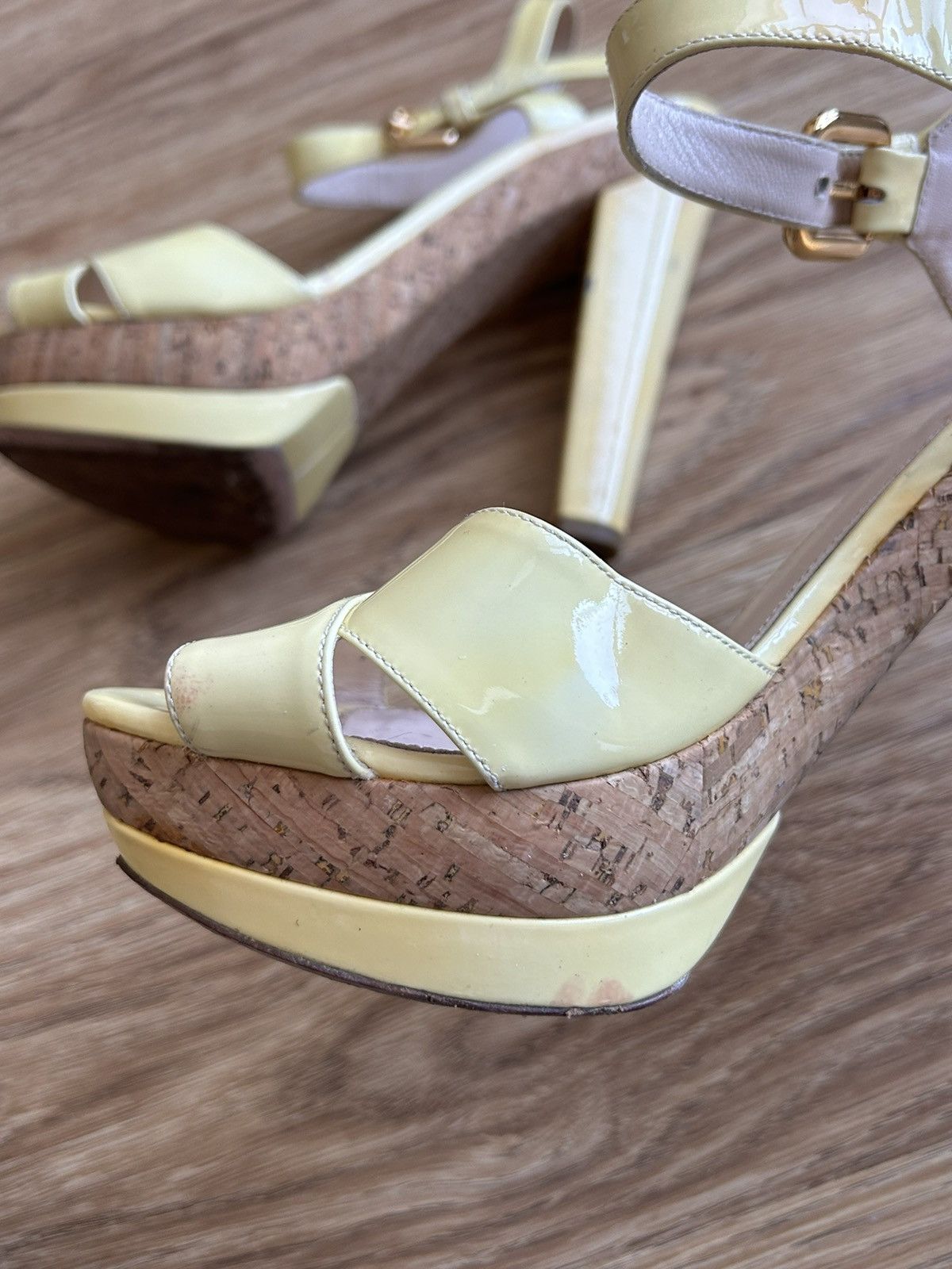 Prada Prada leather ankle strap cork high heels sandal size 39,5 Size US 9.5 / IT 39.5 - 7 Thumbnail