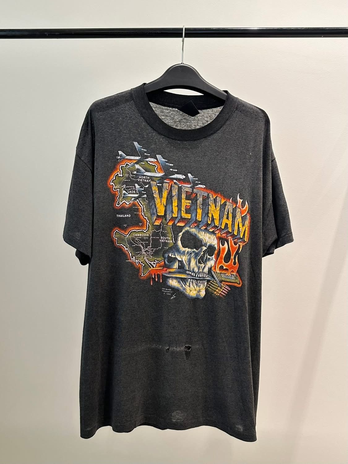 Harley Davidson HARLEY DAVIDSON VTG 1989 VIETNAM VETERAN SKULL T-SHIRT Size US XL / EU 56 / 4 - 1 Thumbnail