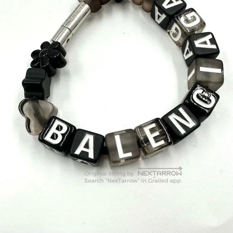 Balenciaga Balenciaga Black Beaded Dice Bracelet. Size ONE SIZE - 4 Thumbnail