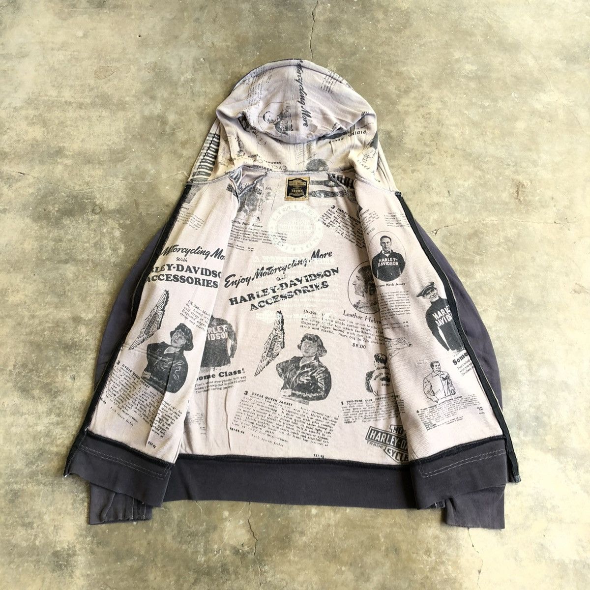 Harley Davidson Trashed🔥Vintage Harley Davidson Motorcycle Ziphoodie Size US XL / EU 56 / 4 - 9 Thumbnail