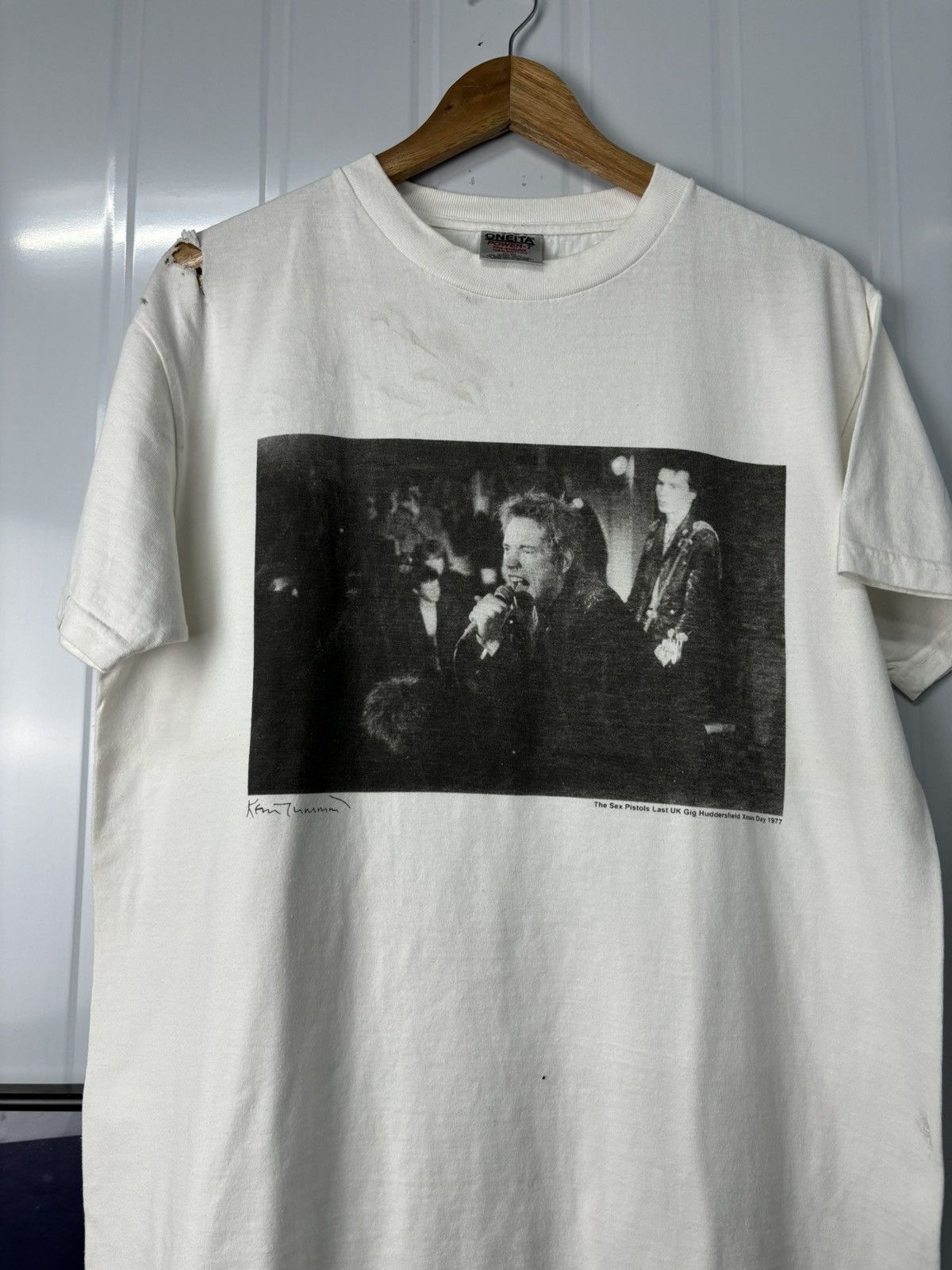 Band Tees × Vintage VERY RARE! Vintage 1977 Sex Pistol Phototee Last Gig Size US L / EU 52-54 / 3 - 2 Thumbnail