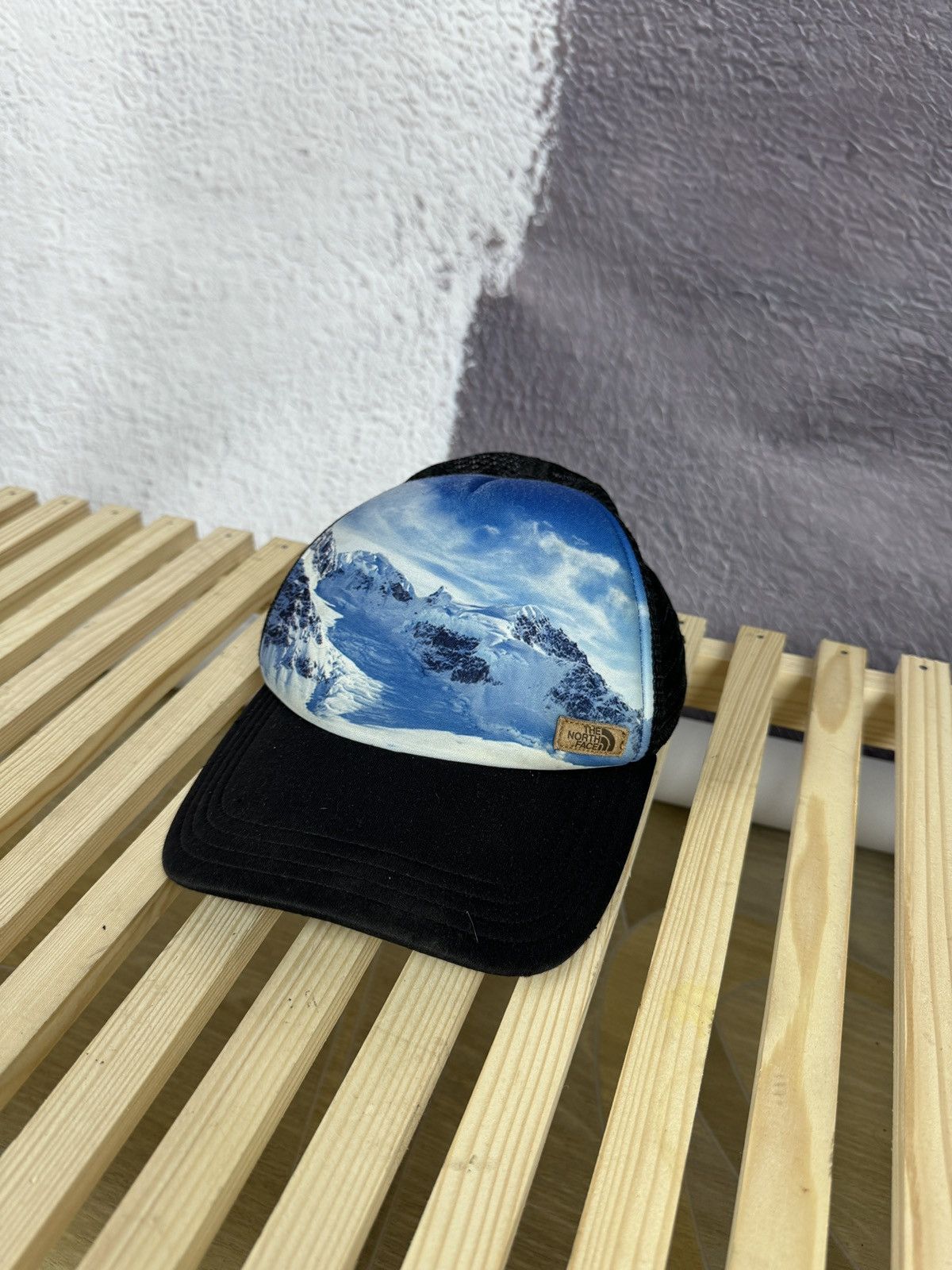 Other The North Face Blue Snow Mountain Peaks Ski Trucker cap Size ONE SIZE - 1 Thumbnail