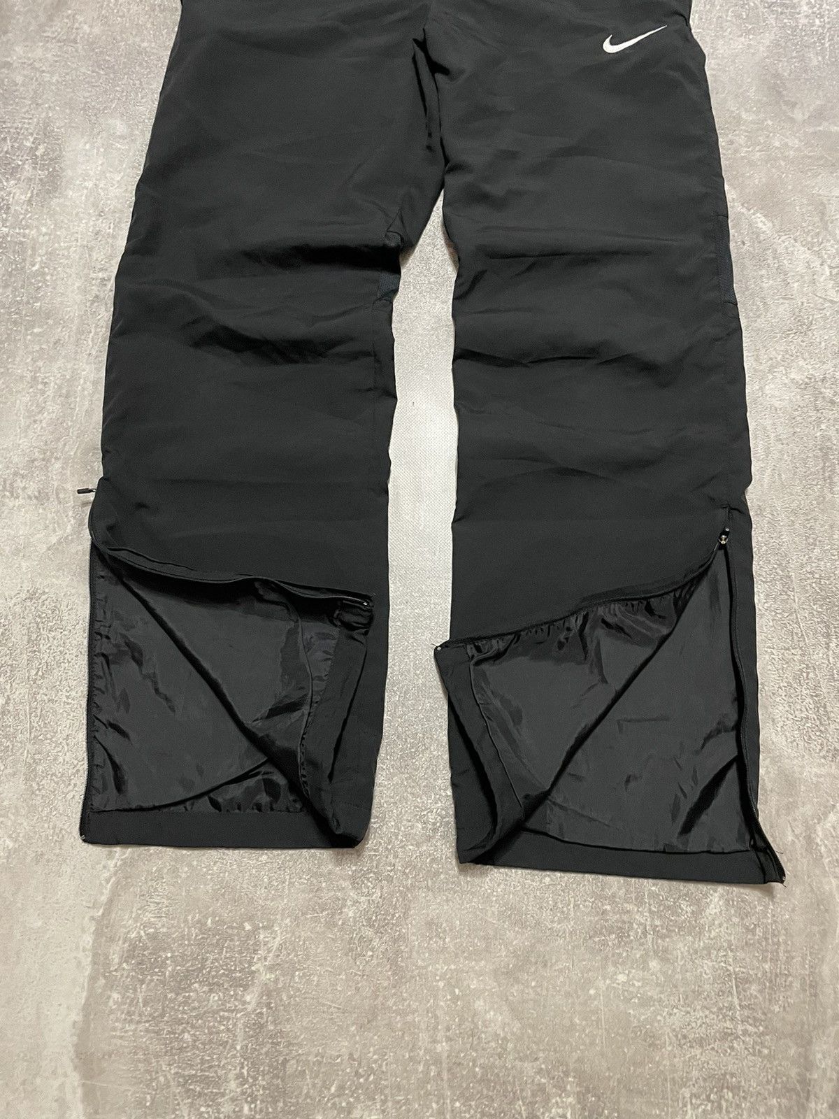 Nike Vintage Nike Parachute Black Nylon Track Pants Drill Size US 30 / EU 46 - 8 Thumbnail