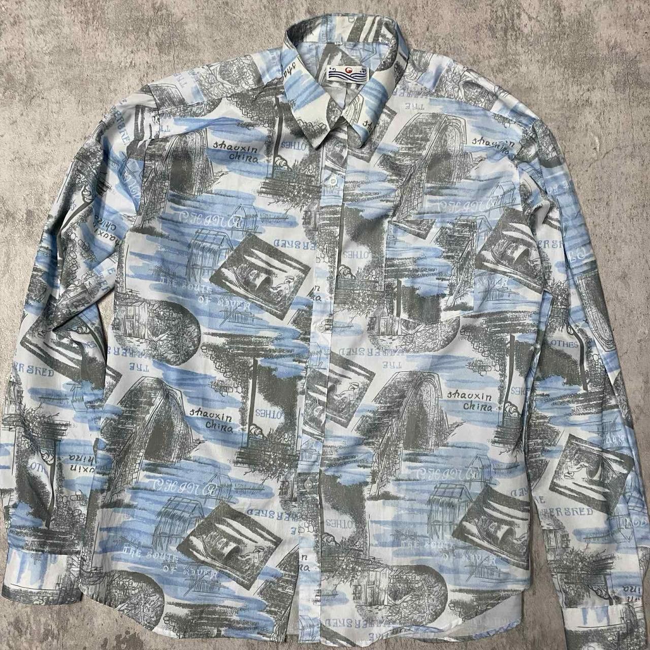 Other Blue and white vintage patterned button-up shirt clothing Size US M / EU 48-50 / 2 - 1 Thumbnail