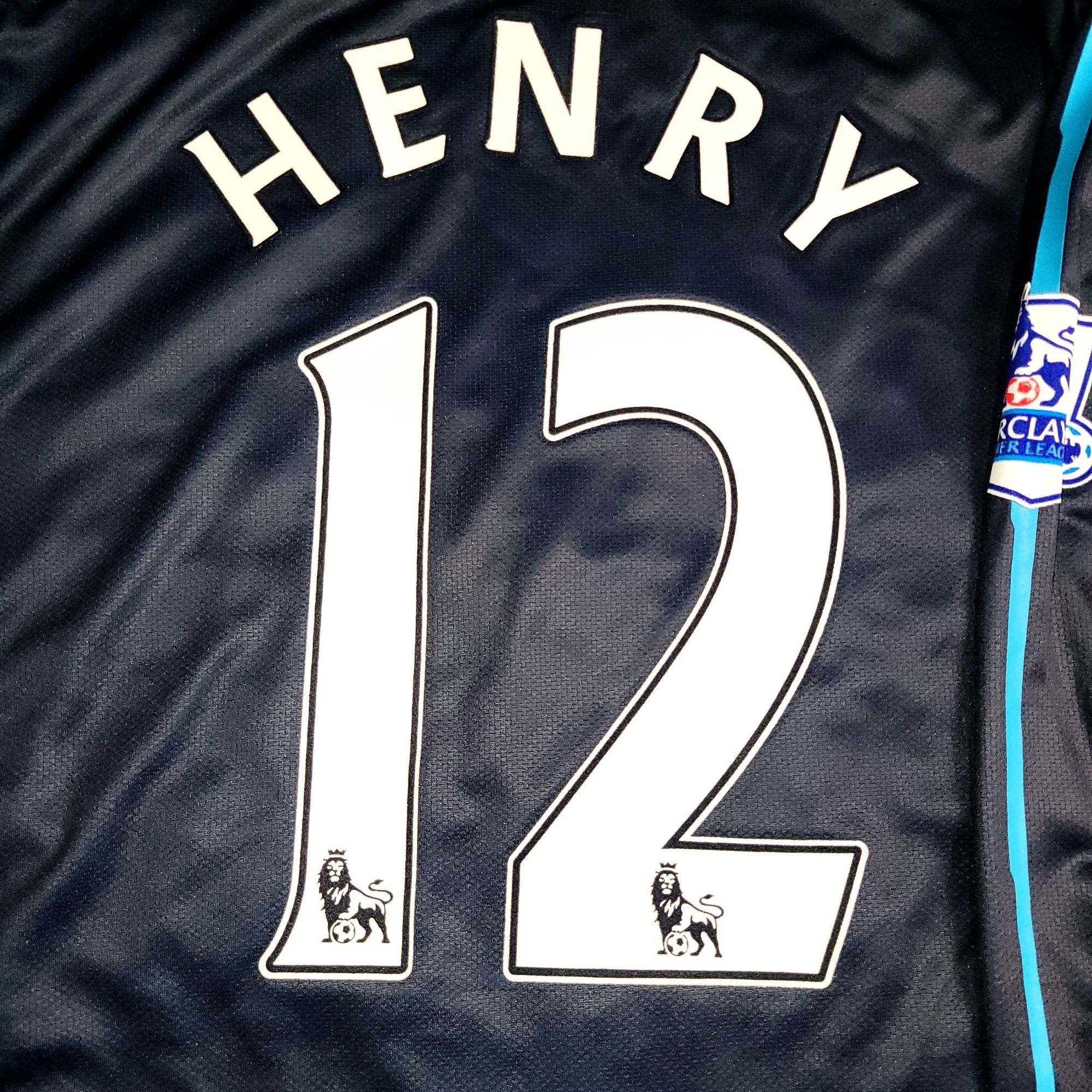 Nike Henry Arsenal 2011 2012 Long Sleeve Away Soccer Jersey L Size US L / EU 52-54 / 3 - 4 Thumbnail