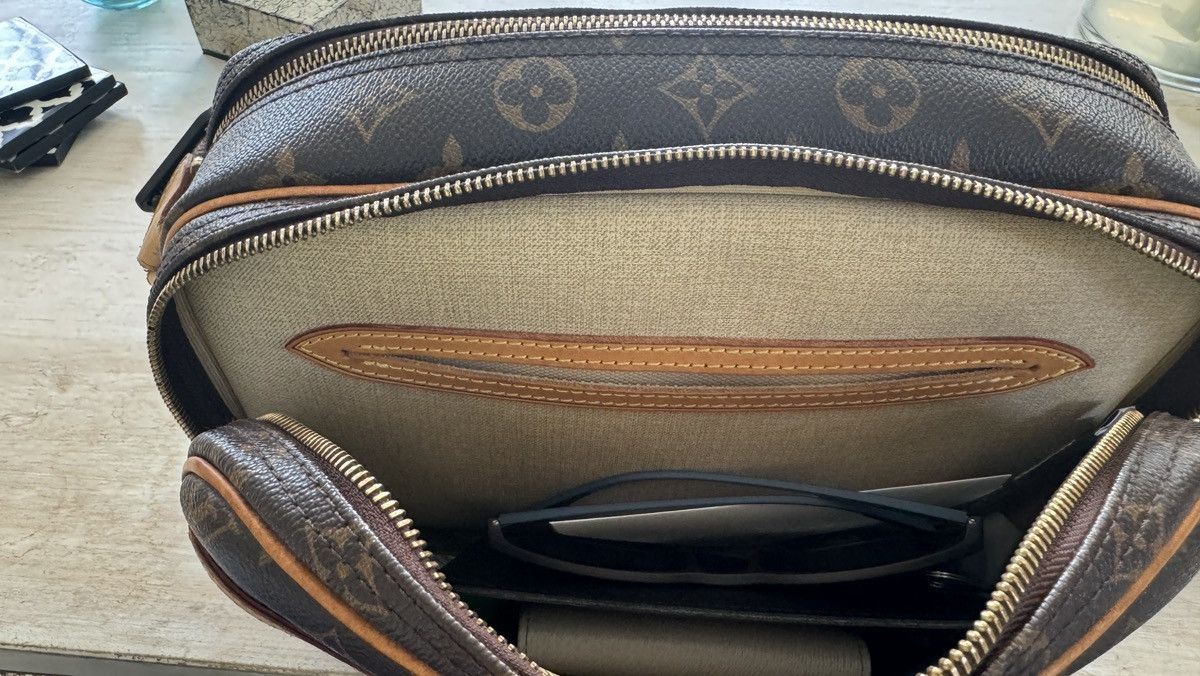 Louis Vuitton Louis Vuitton Reporter Crossbody Bag Size ONE SIZE - 13 Thumbnail