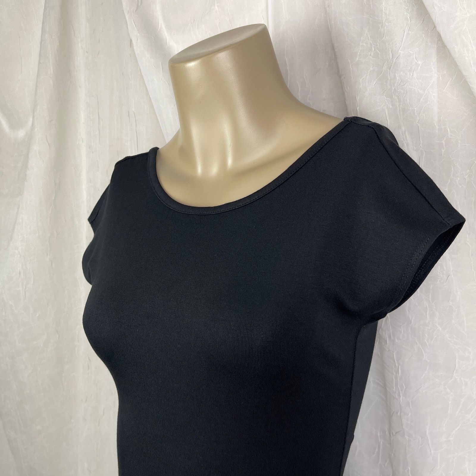 Forever 21 Forever 21 Low Scoop Back Short Sleeve Bodysuit Black NWT XS Size XS / US 0-2 / IT 36-38 - 8 Thumbnail