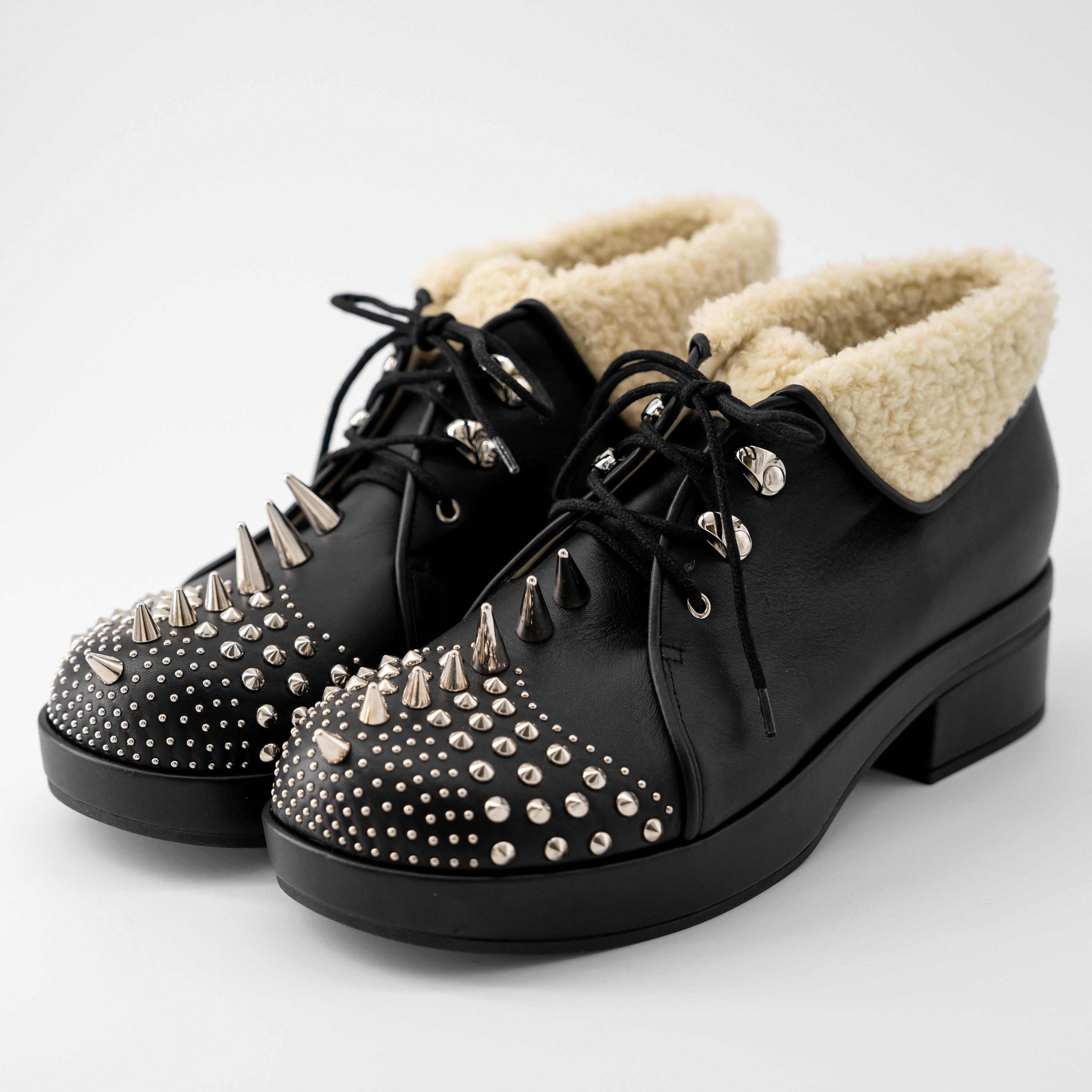 Gucci 37.5G Gucci Studded Boots Black Leather Fur Shearling Spike Size US 7.5 / IT 37.5 - 1 Thumbnail