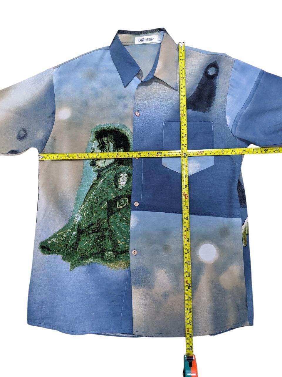 Band Tees VINTAGE MICHAEL JACKSON AOP BUTTON UP SHIRT Size US M / EU 48-50 / 2 - 6 Thumbnail