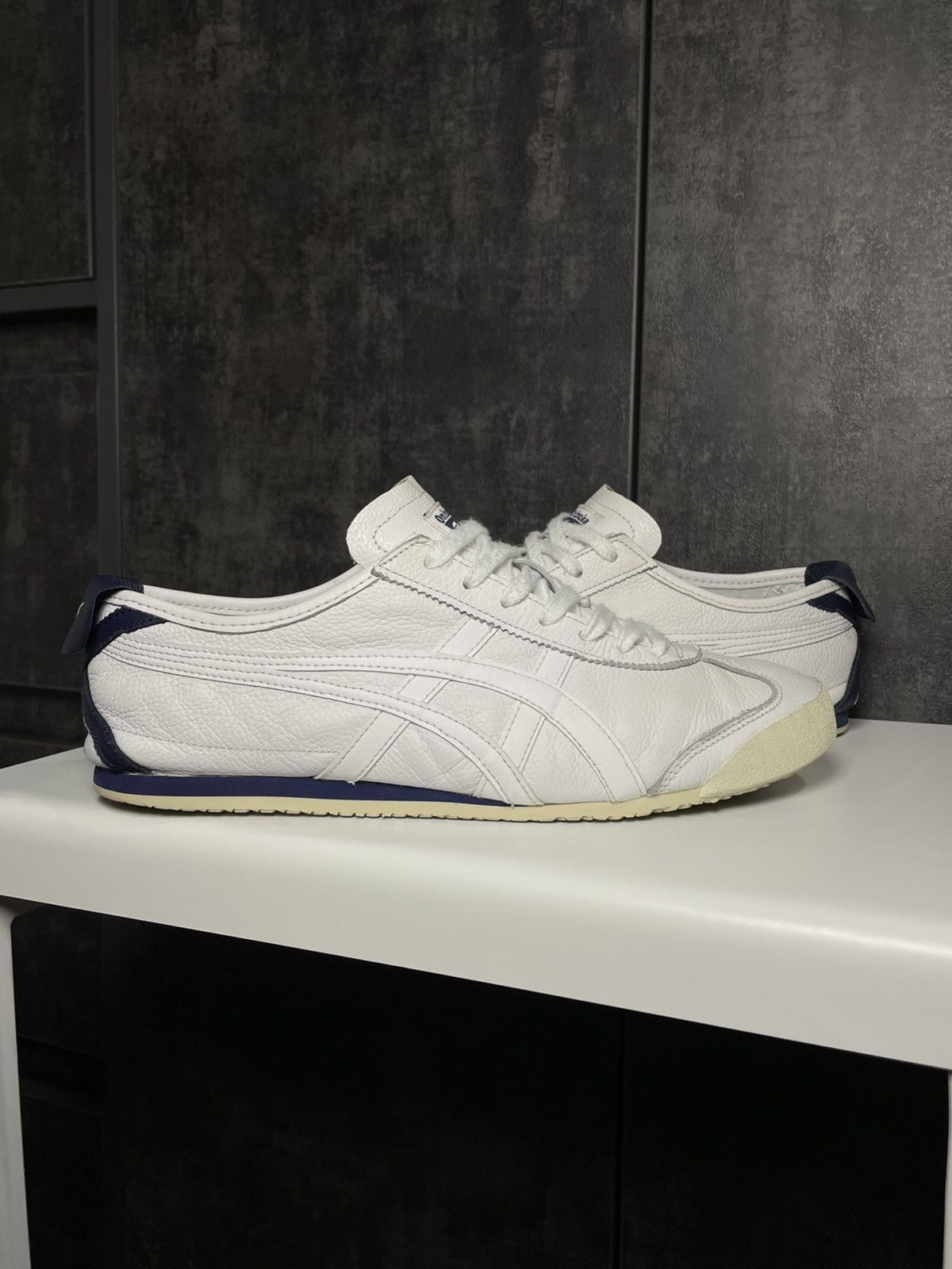 Asics x Temptation Vacation