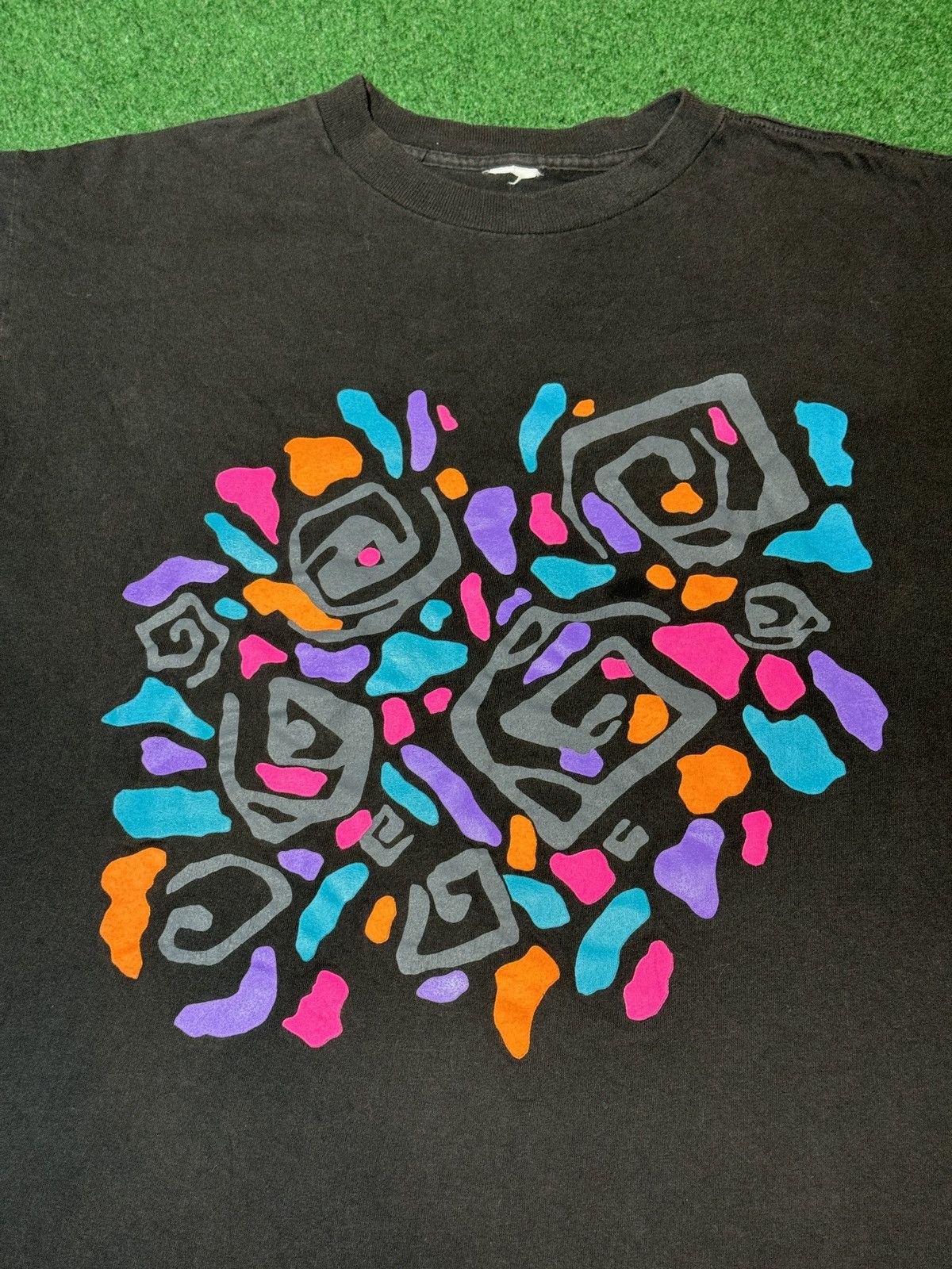 Vintage Vintage 90s Abstract AIC Facelift Mens Medium T Shirt Size US M / EU 48-50 / 2 - 2 Thumbnail