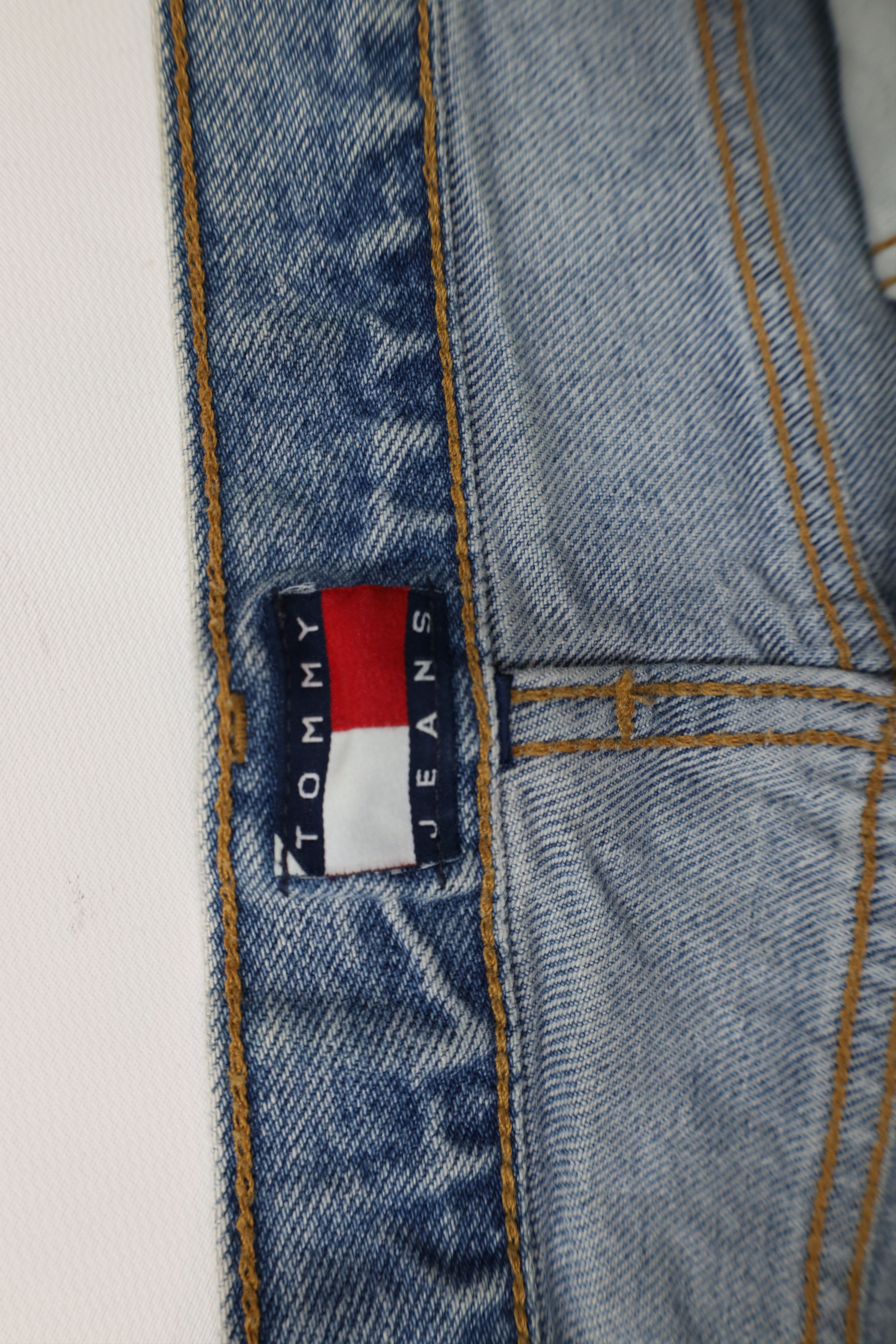 Tommy Hilfiger × Vintage Vintage 90s Tommy Hilfiger Spell Out Baggy Fit Denim Jeans Size US 32 / EU 48 - 10 Thumbnail