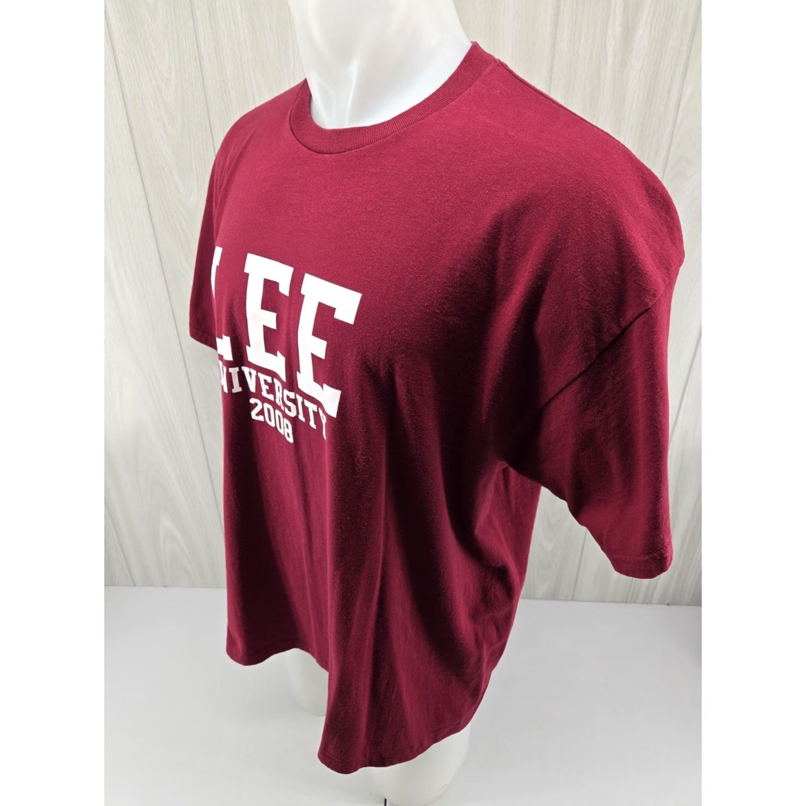 Fruit Of The Loom VINTAGE LEE University T Shirt Spellout Graphic 2XL Red Cotton Jersey Crew Neck Short Sleeve Men US Size US XXL / EU 58 / 5 - 5 Thumbnail
