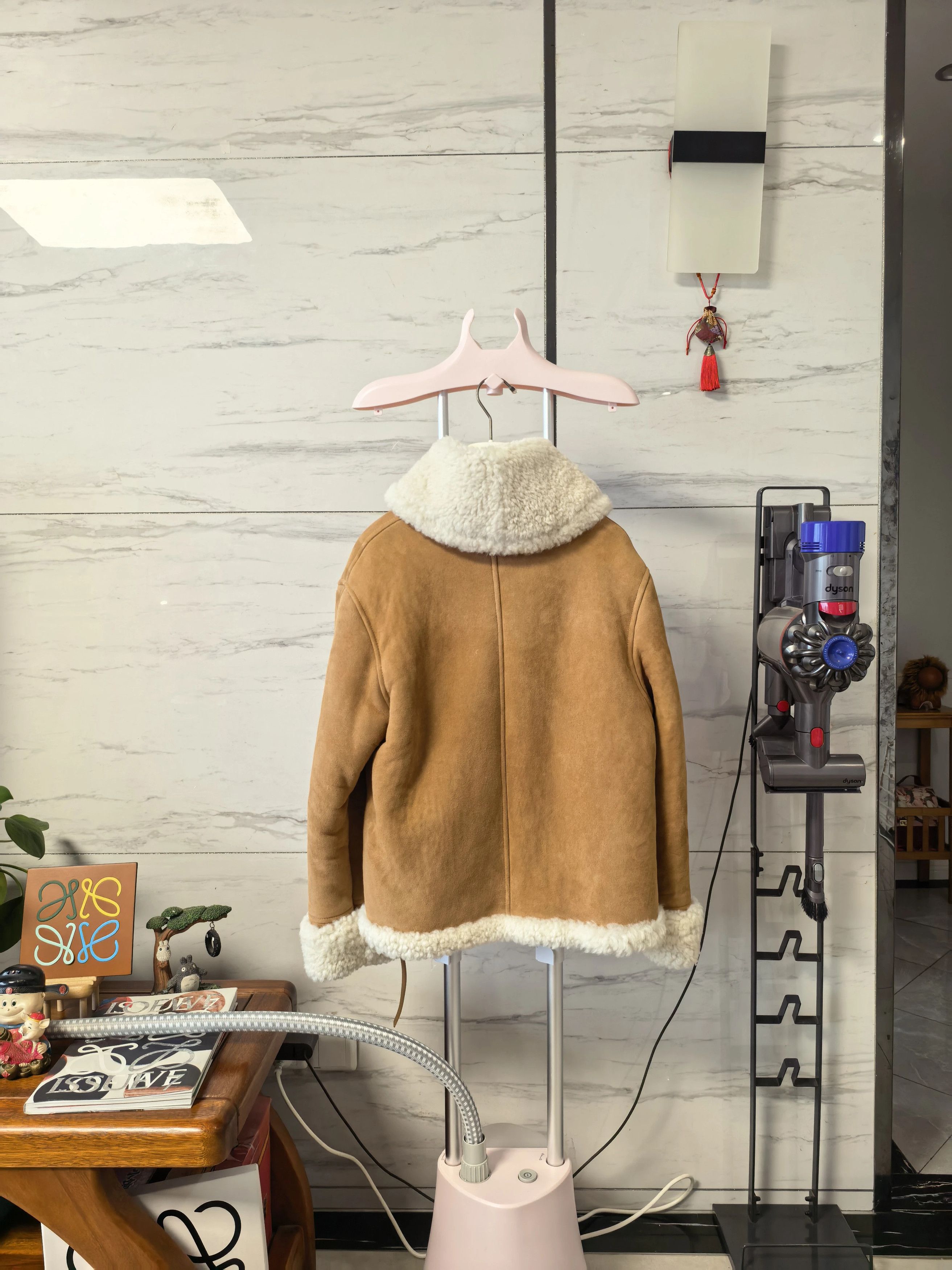 Loewe LOEWE shearling lambskin coat 34 Size XXS / US 00 / IT 34 - 2 Thumbnail