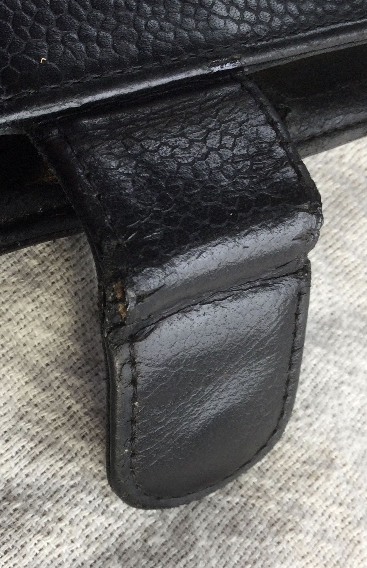 Chanel Vintage Chanel Black Caviar Leather CC Long Wallet. Size ONE SIZE - 14 Thumbnail