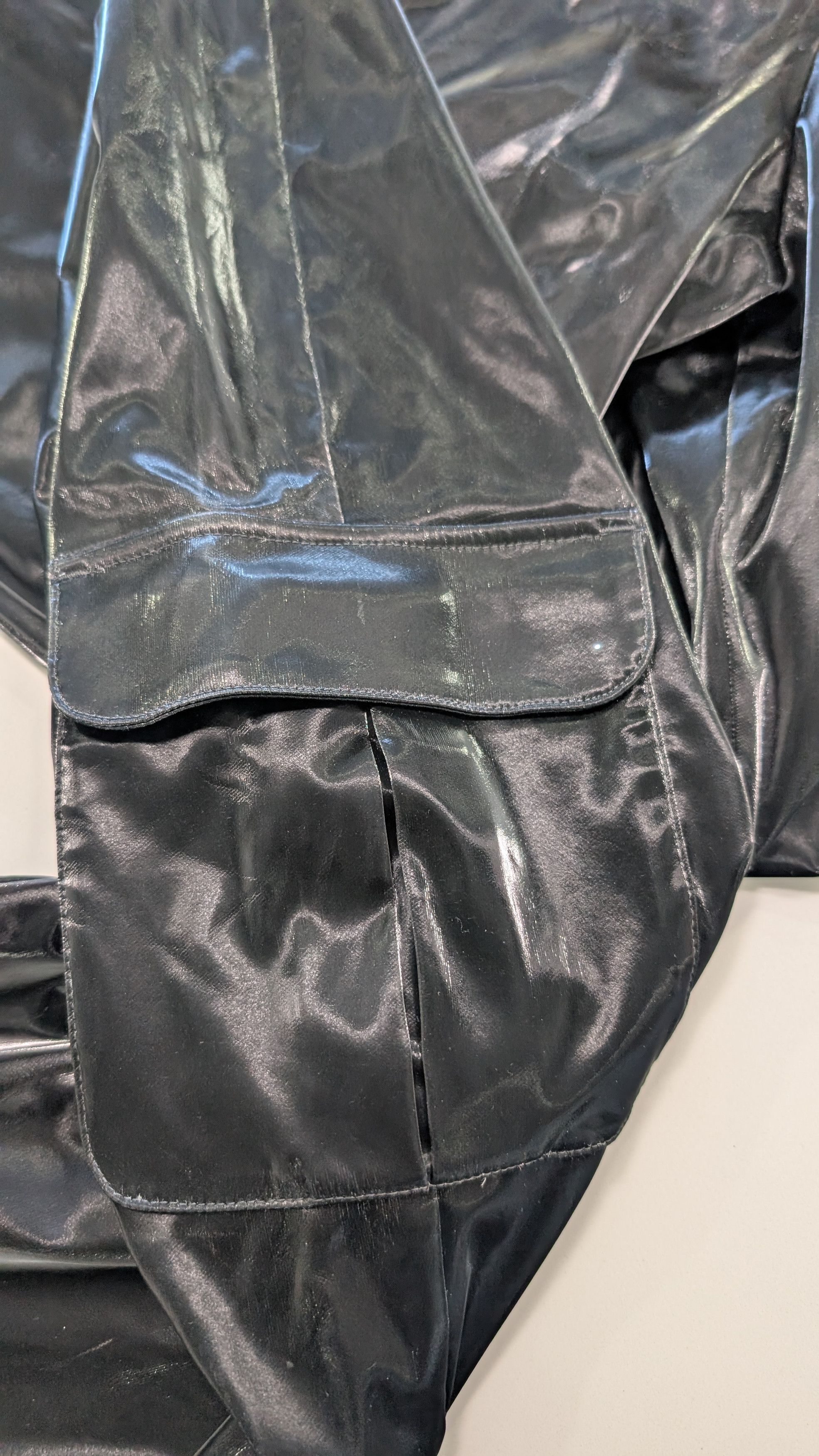 Off-White Off-White Virgil Abloh Slick Shine Cargo Joggers Black IT 44 Size US 30 / EU 46 - 7 Thumbnail