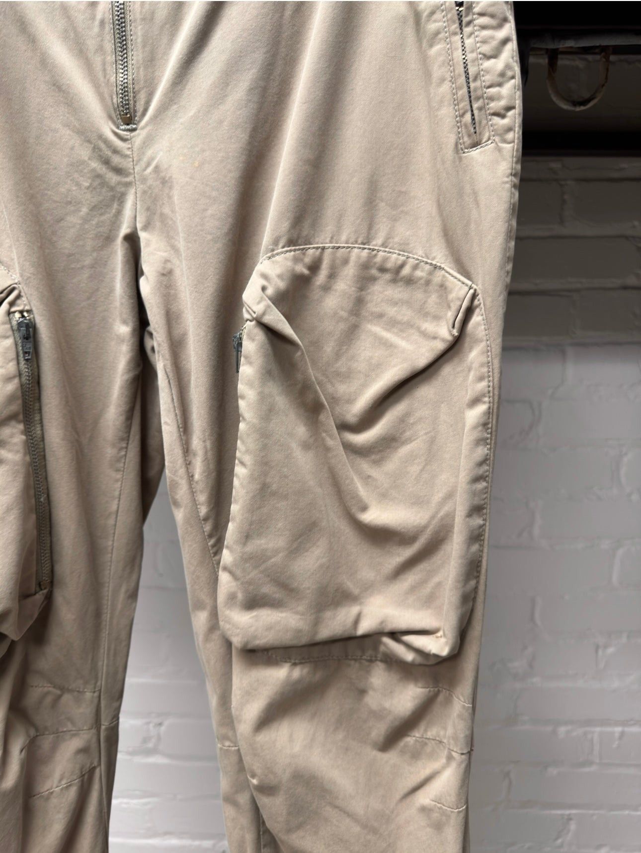 Helmut Lang AW1999 Helmut Lang ‘Astro’ 3D Parachute Pocket Cargo Pants Size US 32 / EU 48 - 2 Thumbnail