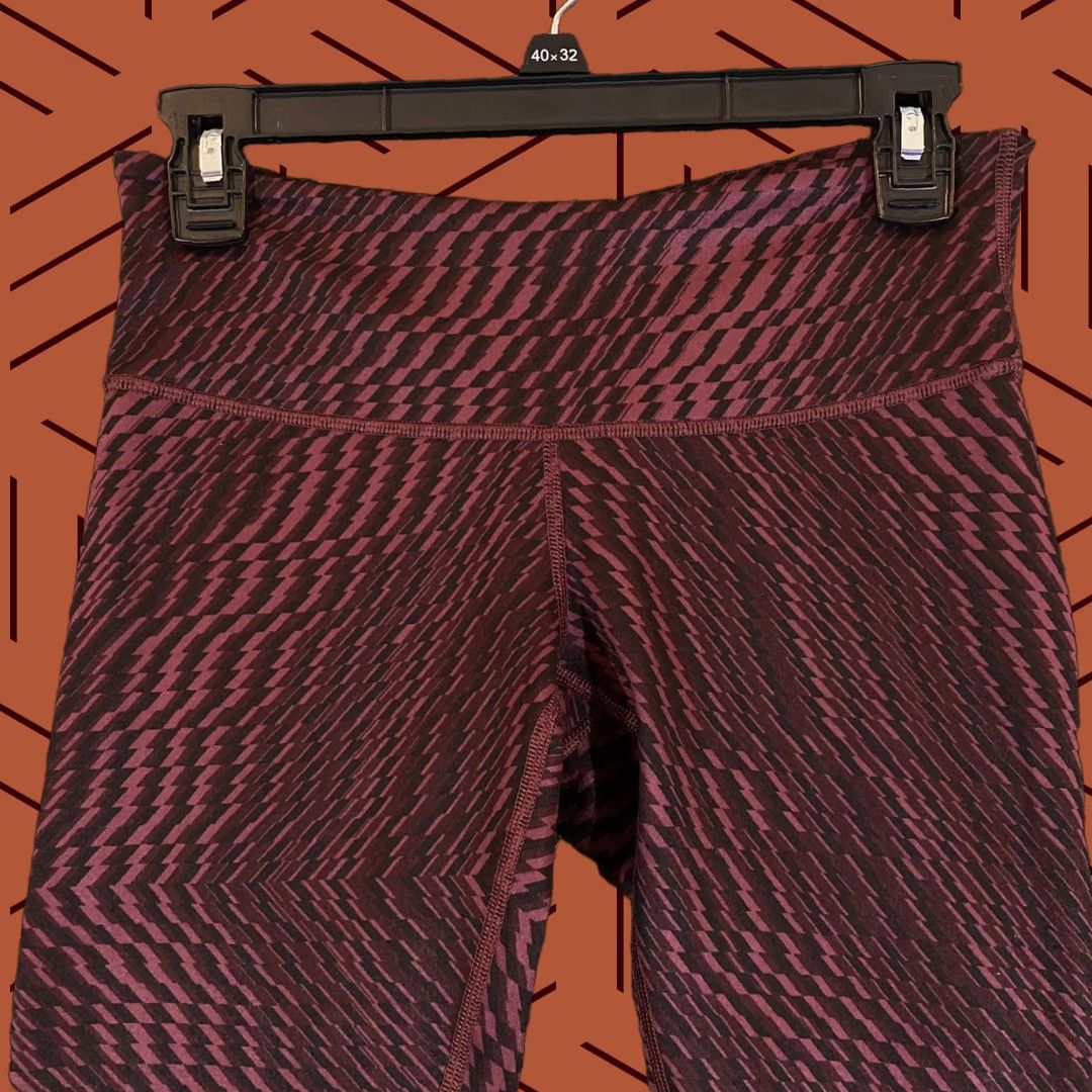 Lululemon Lululemon Capris Leggings Womens Size 6 21" Inseam Maroon Black Active Workout Yoga Athletic Size 28" / US 6 / IT 42 - 1 Thumbnail