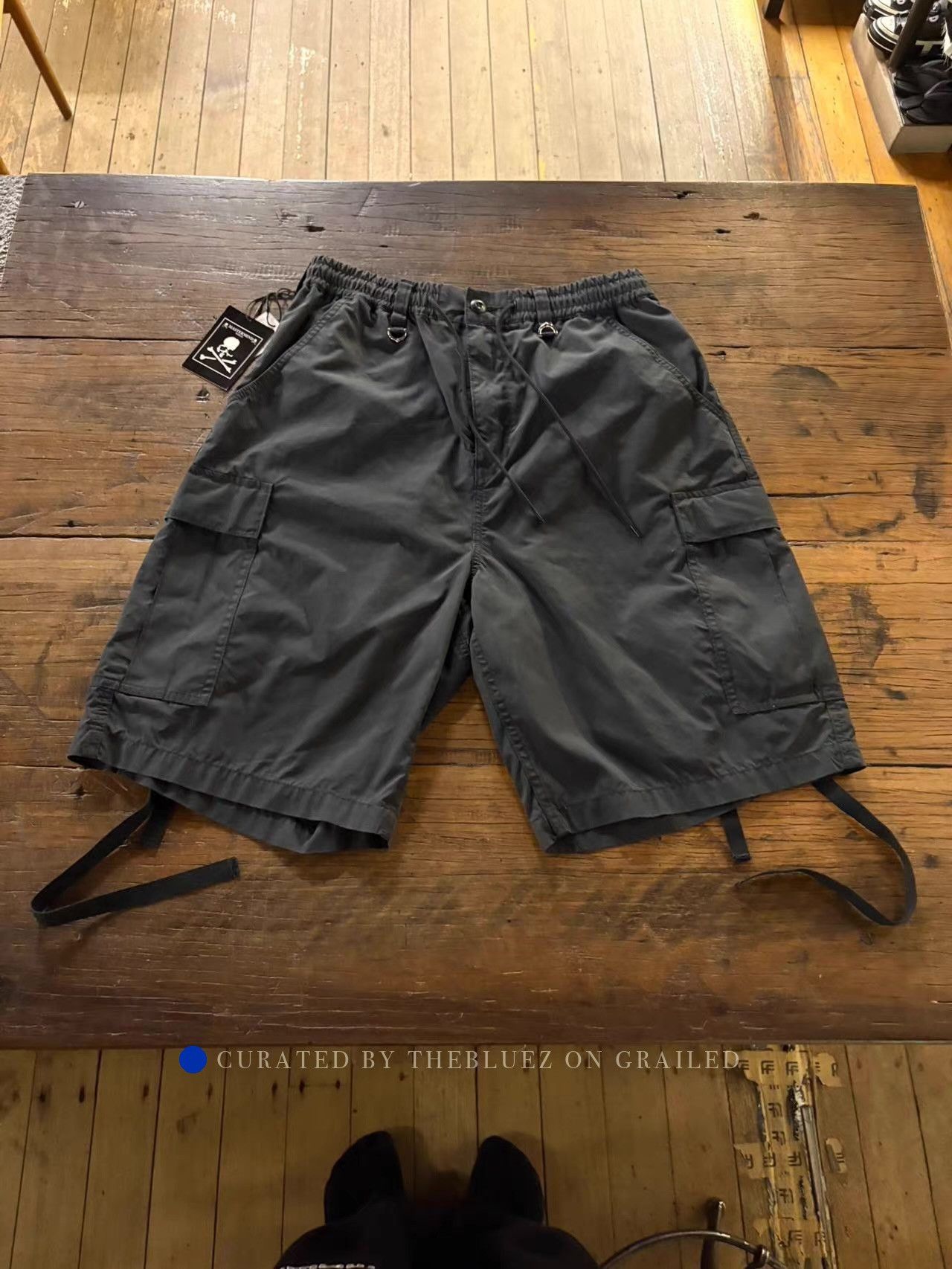 Mastermind World Black Cargo Shorts in Size 34 Size US 34 / EU 50 - 1 Thumbnail