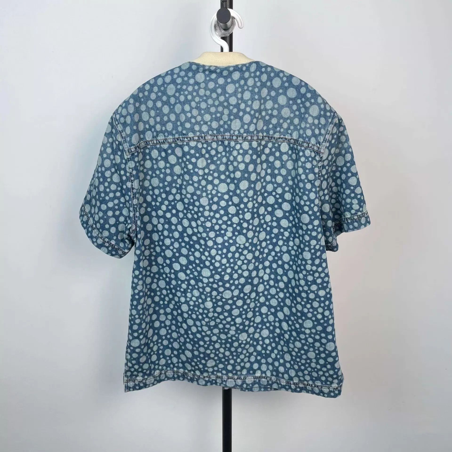 Louis Vuitton LV x Yayoi Kusama Polka Dot Denim Jkt Blue S Size S / US 4 / IT 40 - 2 Thumbnail