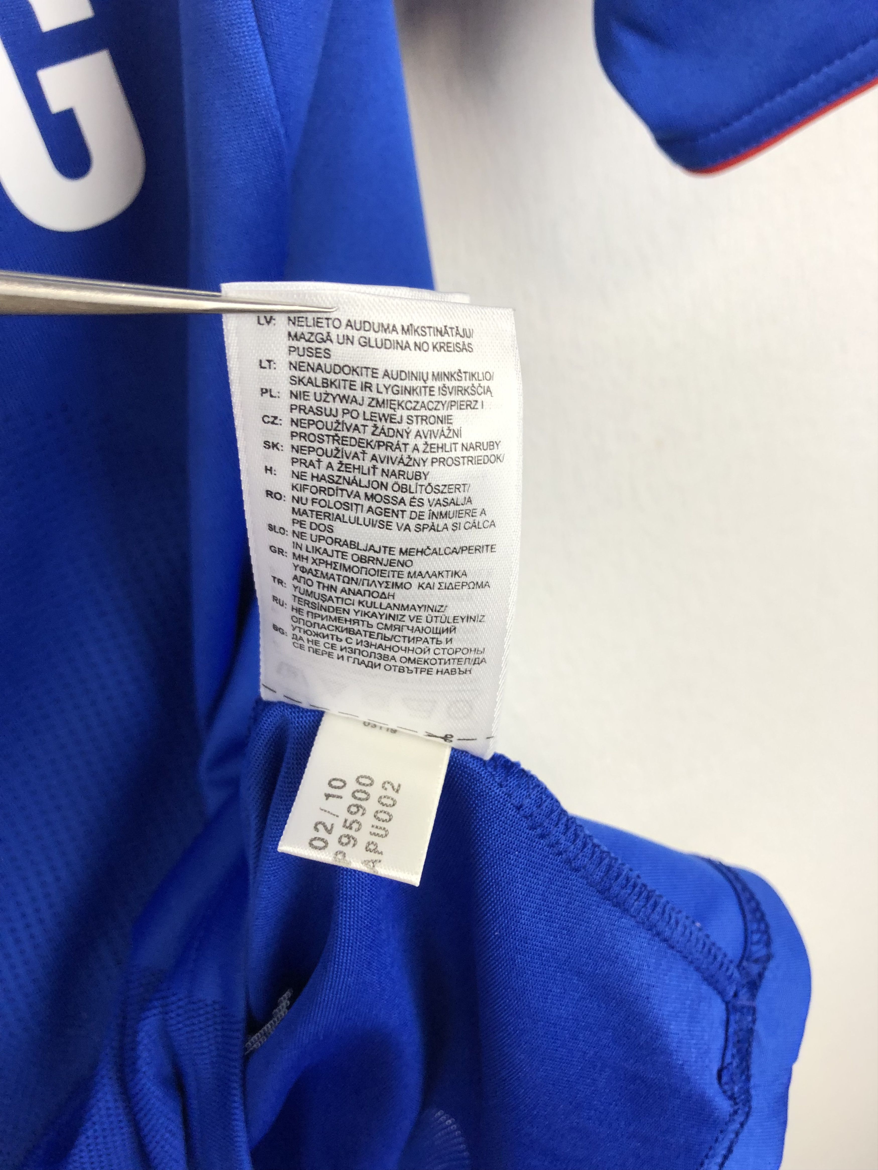 Adidas Chelsea Home football shirt 2010 Soccer Adidas Jersey Blue Size US S / EU 44-46 / 1 - 7 Thumbnail