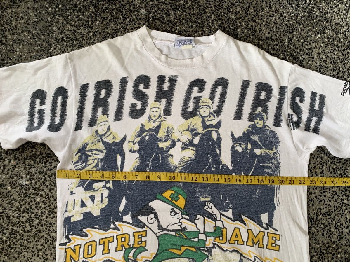 NFL Vintage 90s Notre Dame Fighting Irish Football T shirt Size US L / EU 52-54 / 3 - 9 Thumbnail