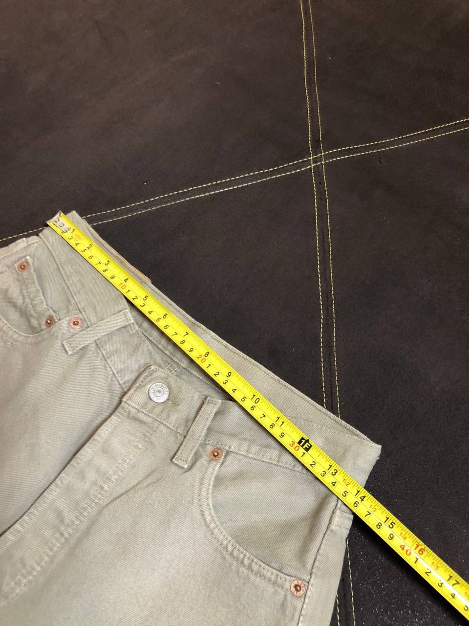 Levi's Levi's 501 Beige Jeans Button Fly Straight jeans Size US 30 / EU 46 - 11 Thumbnail